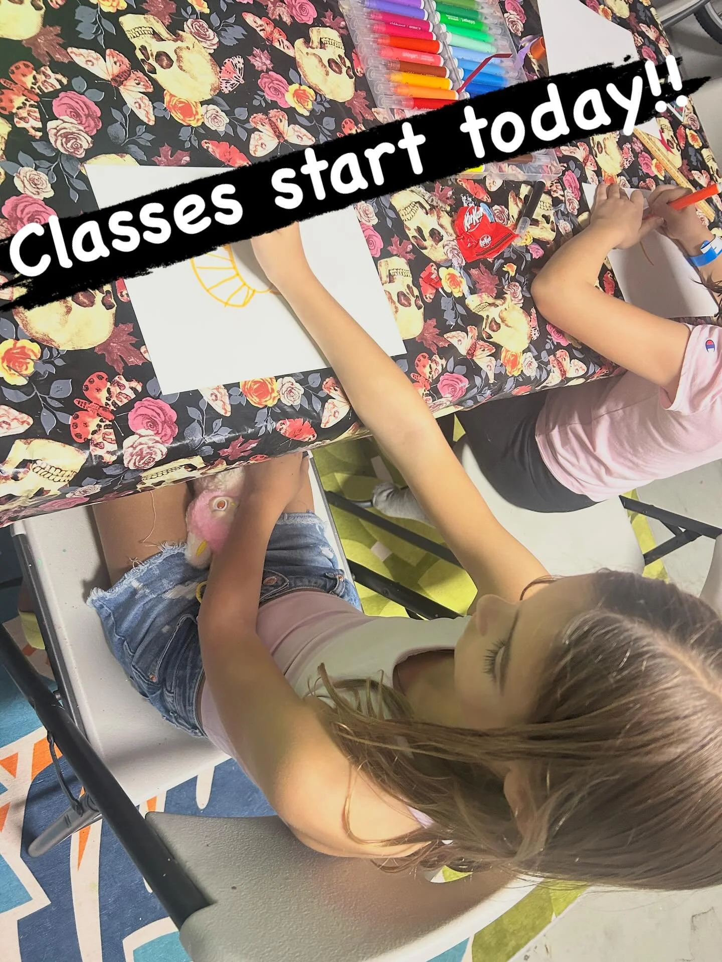 Classes begin this week for the little folks out there! 4pm Tuesdays and Thursdays. There&rsquo;s still spaces available on both days! DM to do a free trial this week! Let&rsquo;s get artsy 🫟🎨 #kidsart #westonkids #westonfl #westonflorida #artclass