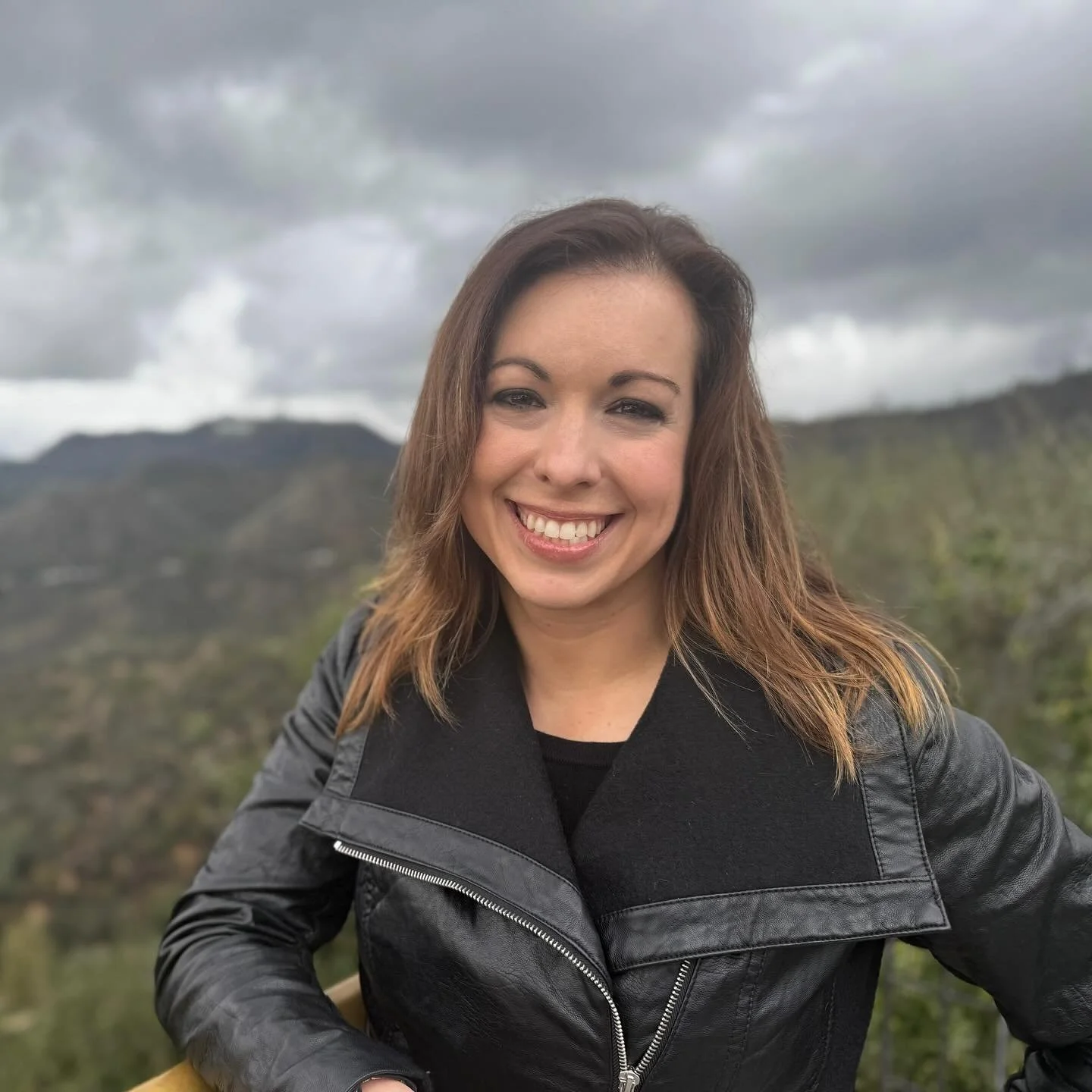 Welcome to Hollywood. 💕🎬

#SupportIndieFilm #FGLA25 #actorslife #behindthescenes #indiefilm #indieactor #indiefilmmaking #filmmaking #actresslife #hollywoodsign #griffithobservatory