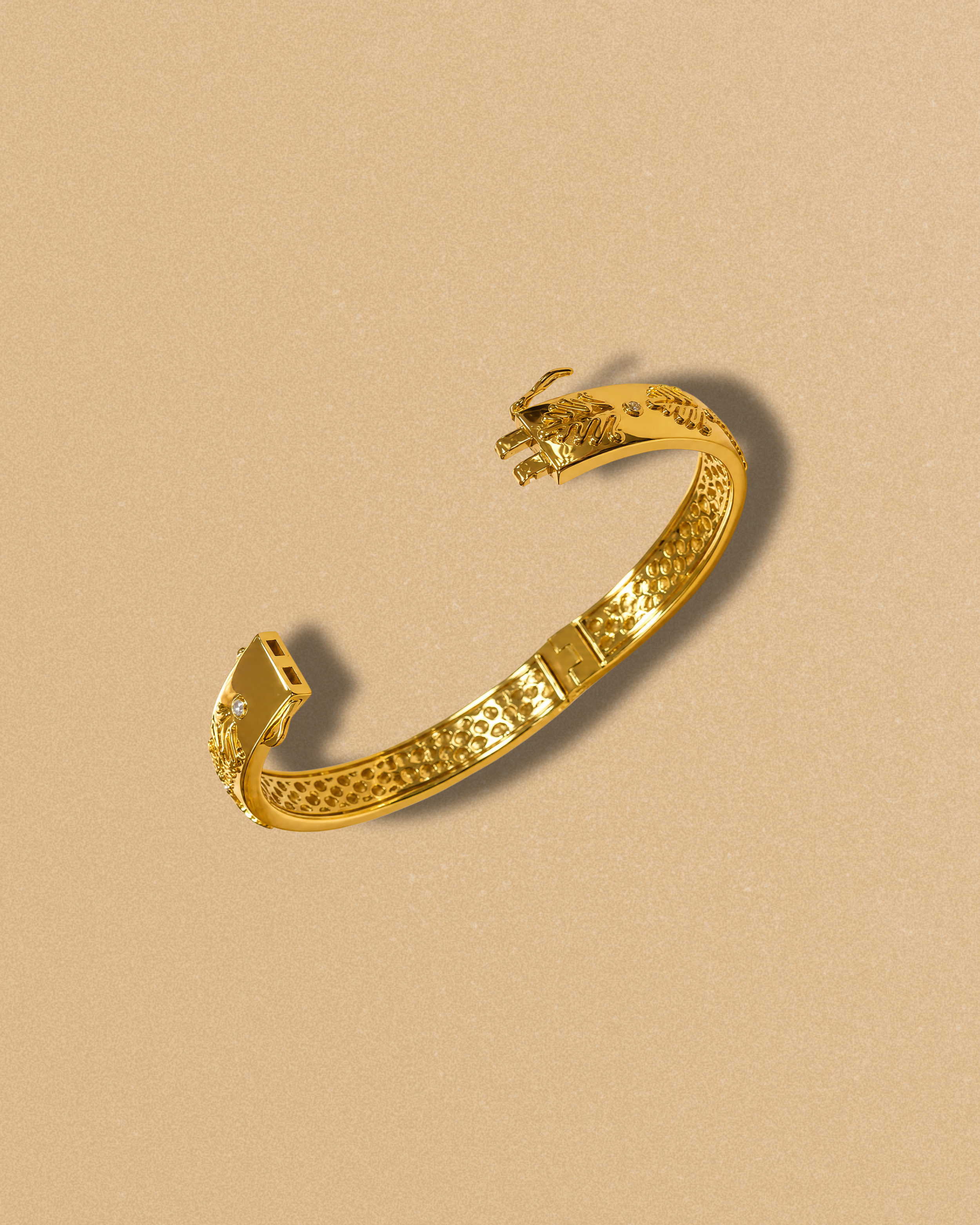 Chirma Bangle Opening.png