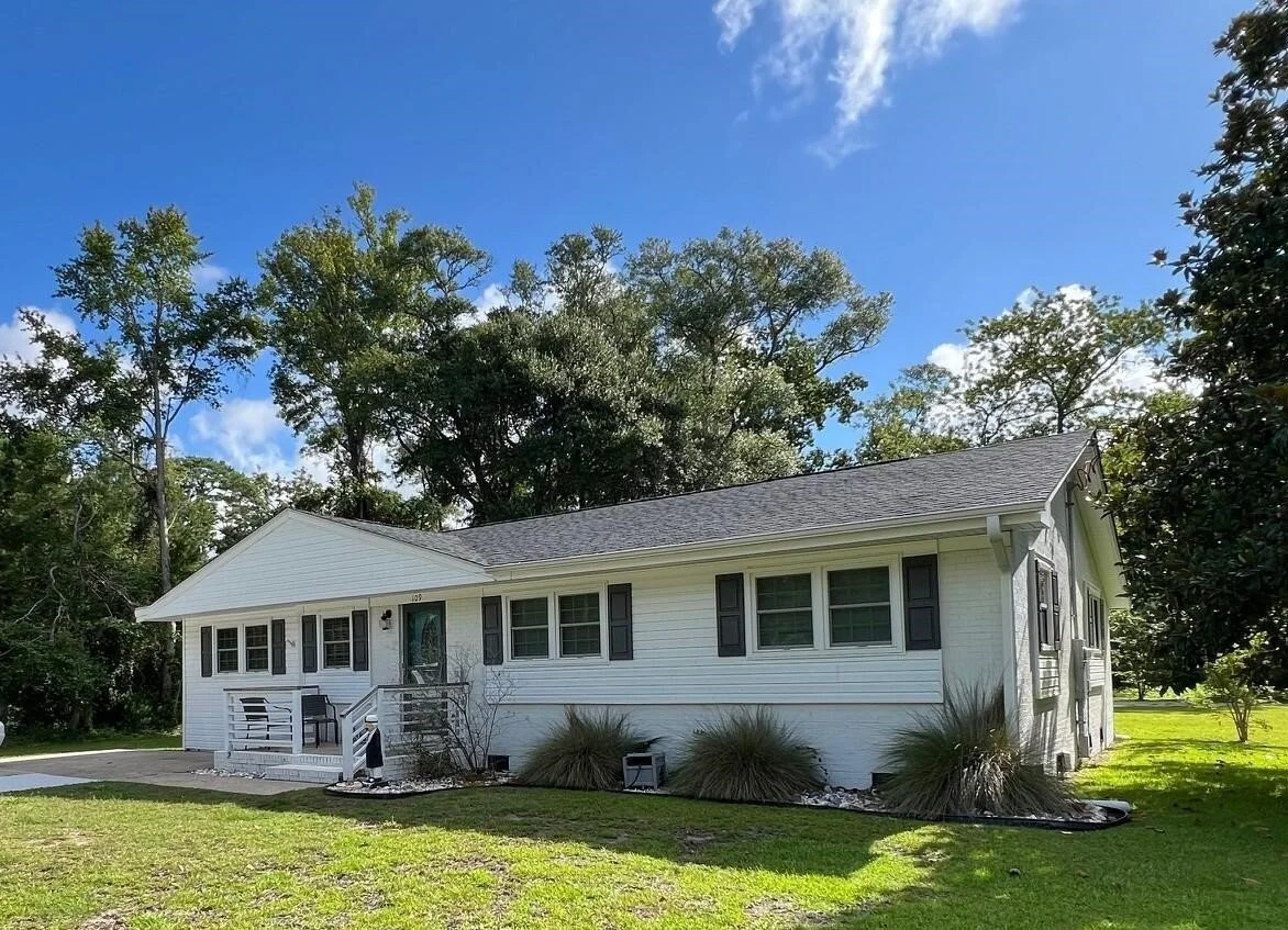 1 Front Main Crop Crop.jpg