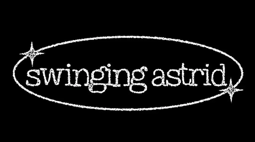 SWINGING ASTRID