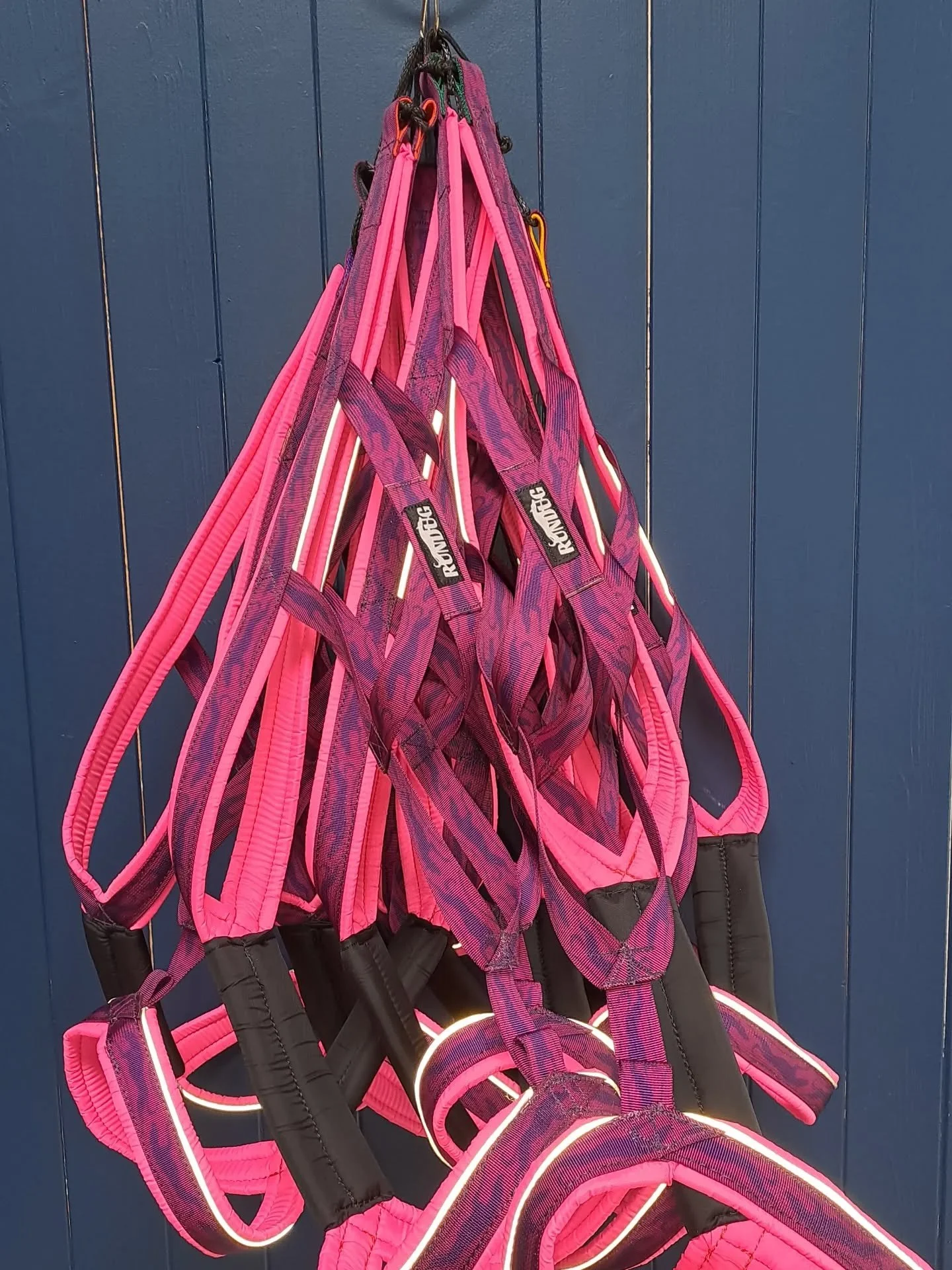 Good morning folks.

🩵❤️🩷🖤People often ask what colour combinations we do.  We have our main Rundug Web colours that come in 4 different colour styles. Then a beautiful variety of really nice quality padding colours that you can individualise your