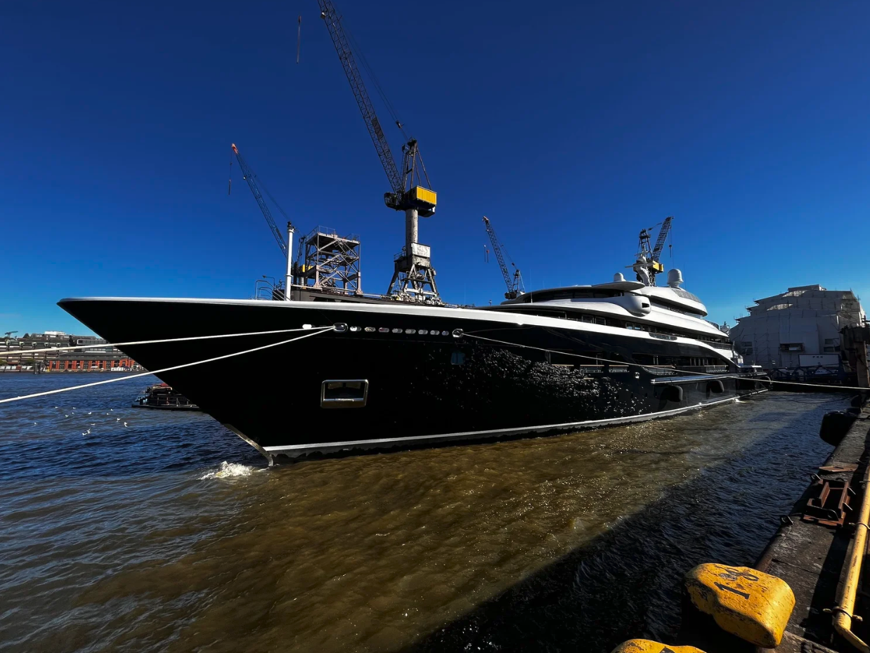MY Carinthia, Yacht