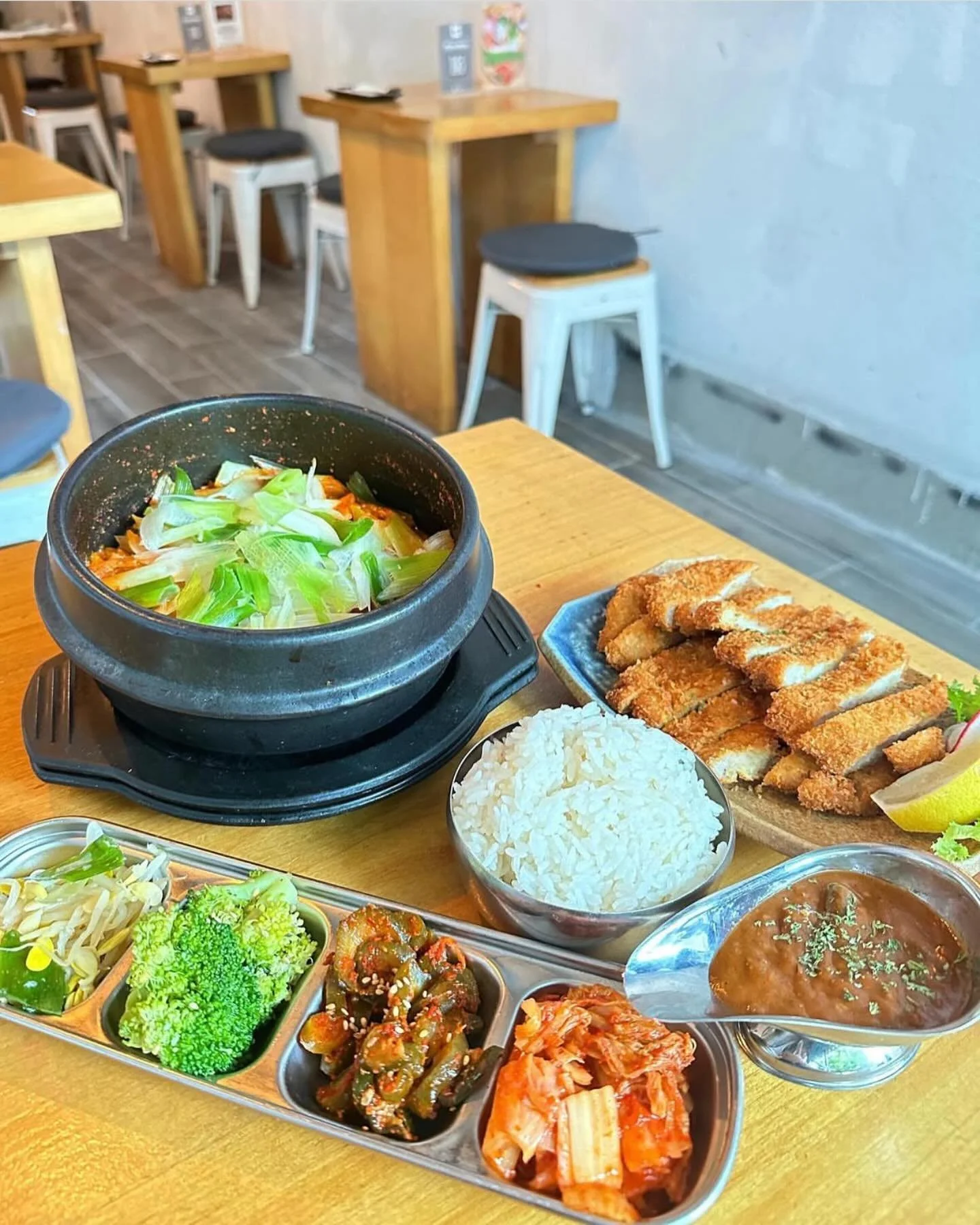 For all you pork lovers: come try our PORK belly kimchi zzim &amp; PORK cutlets with gravy on the side 🫶🏻🐷

📍KAL, Astoria NYC 
.
.
.
.
.
.
.
.
#nyc #ny #nyceats #eats #eatstagram #likesforlike #eeeeeats #food #foodie #korean #koreanfood #mukbang 