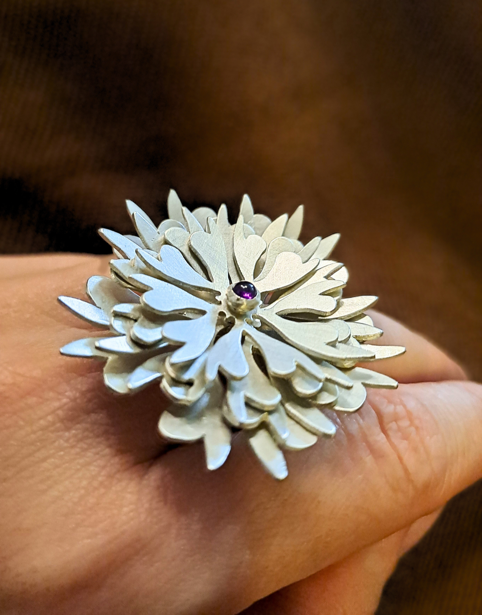 klitorismandala_hand_2.png