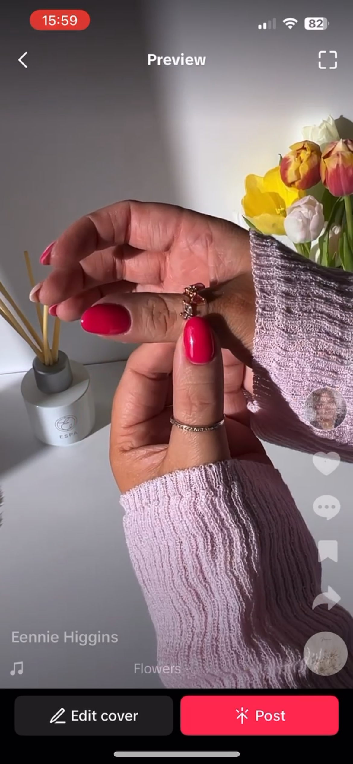 UGC-style product unboxing video showcasing jewellery