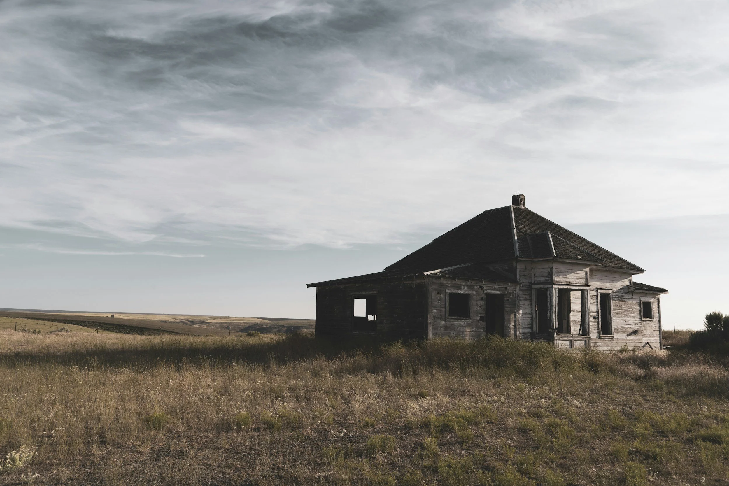 Learning about Collapse from Novels