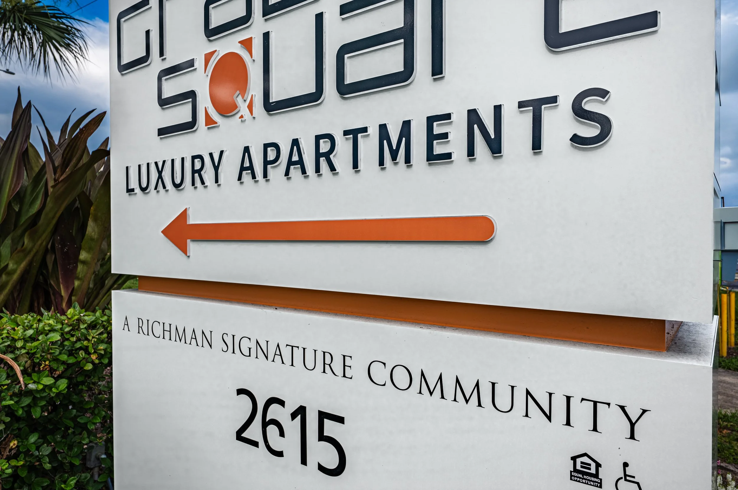 VI-Grady Square Monument-7.jpg