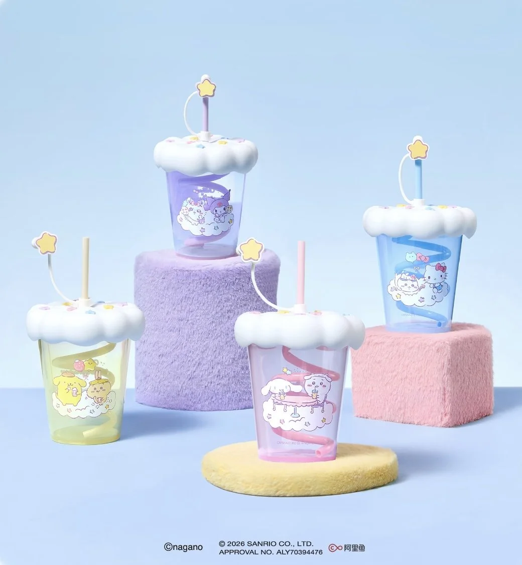 Miniso Chiikawa x Sanrio Water Cup with Straw