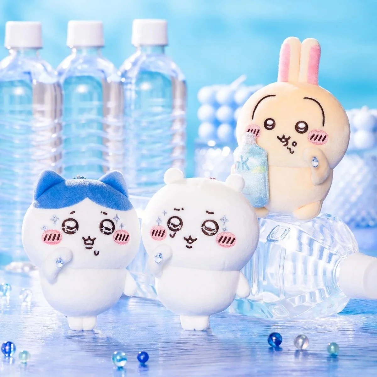 Chiikawa Drinking Water Mascot