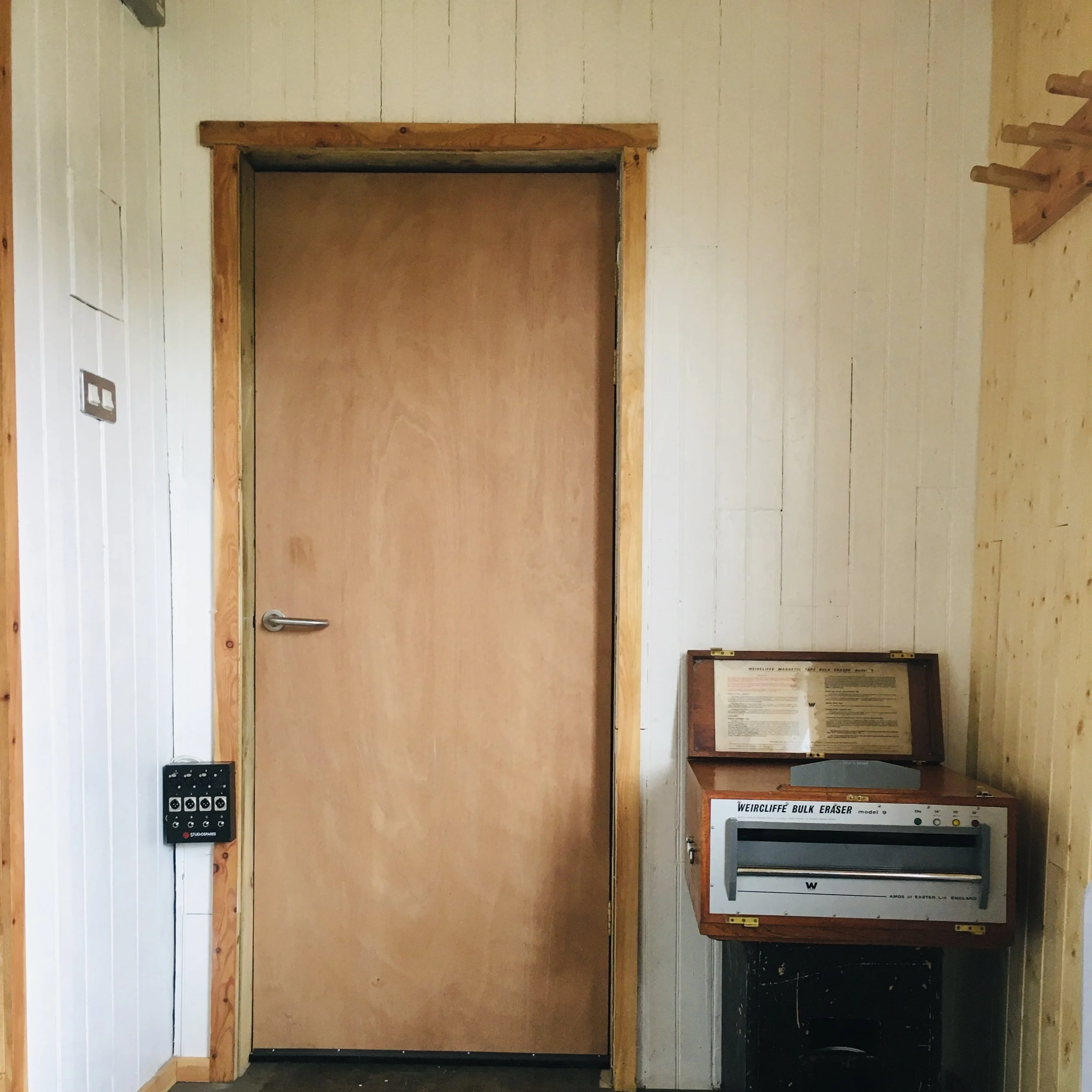 hallway.jpg