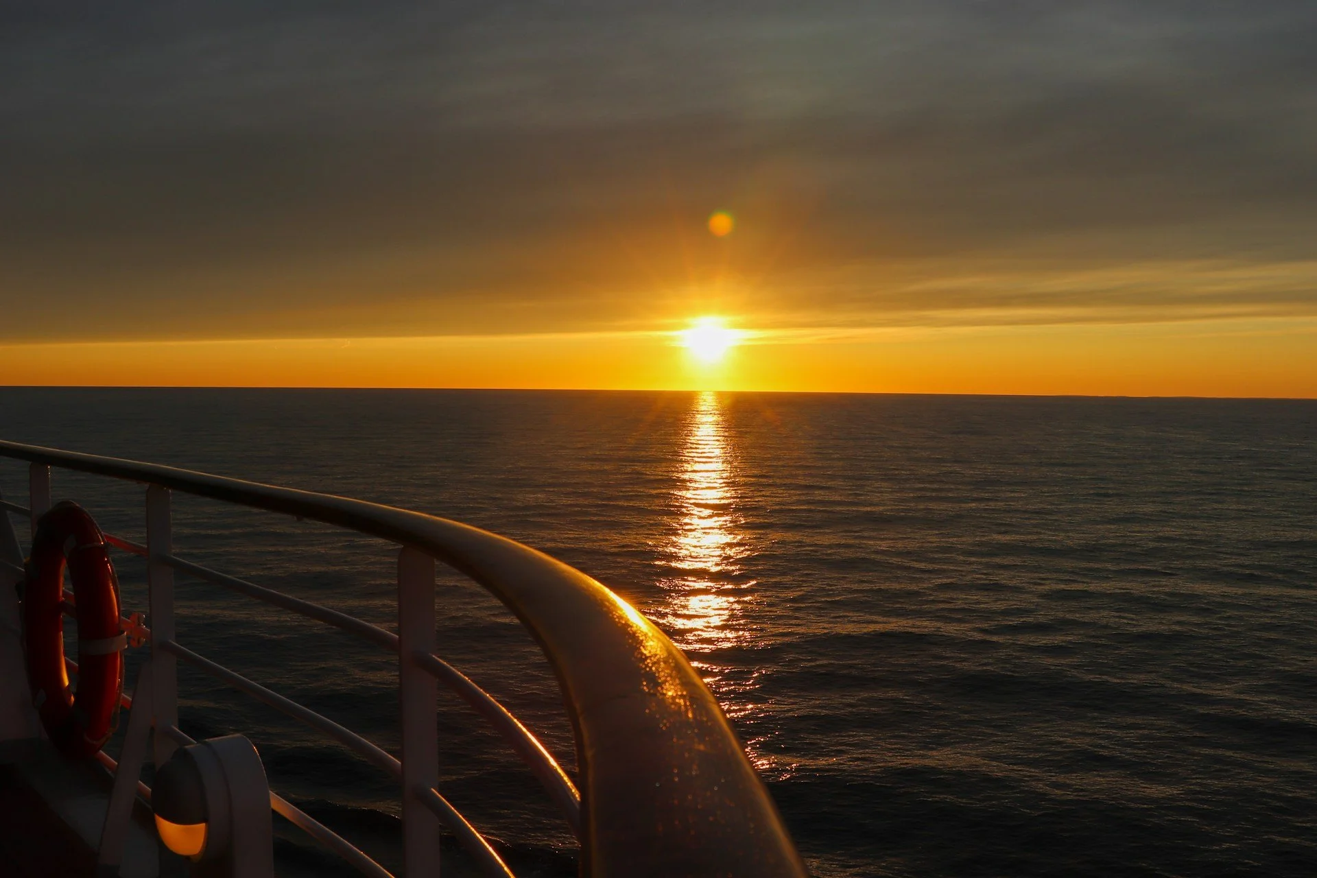 Private Sunset Cruise Portland, Maine: Portland Head Light at Dusk