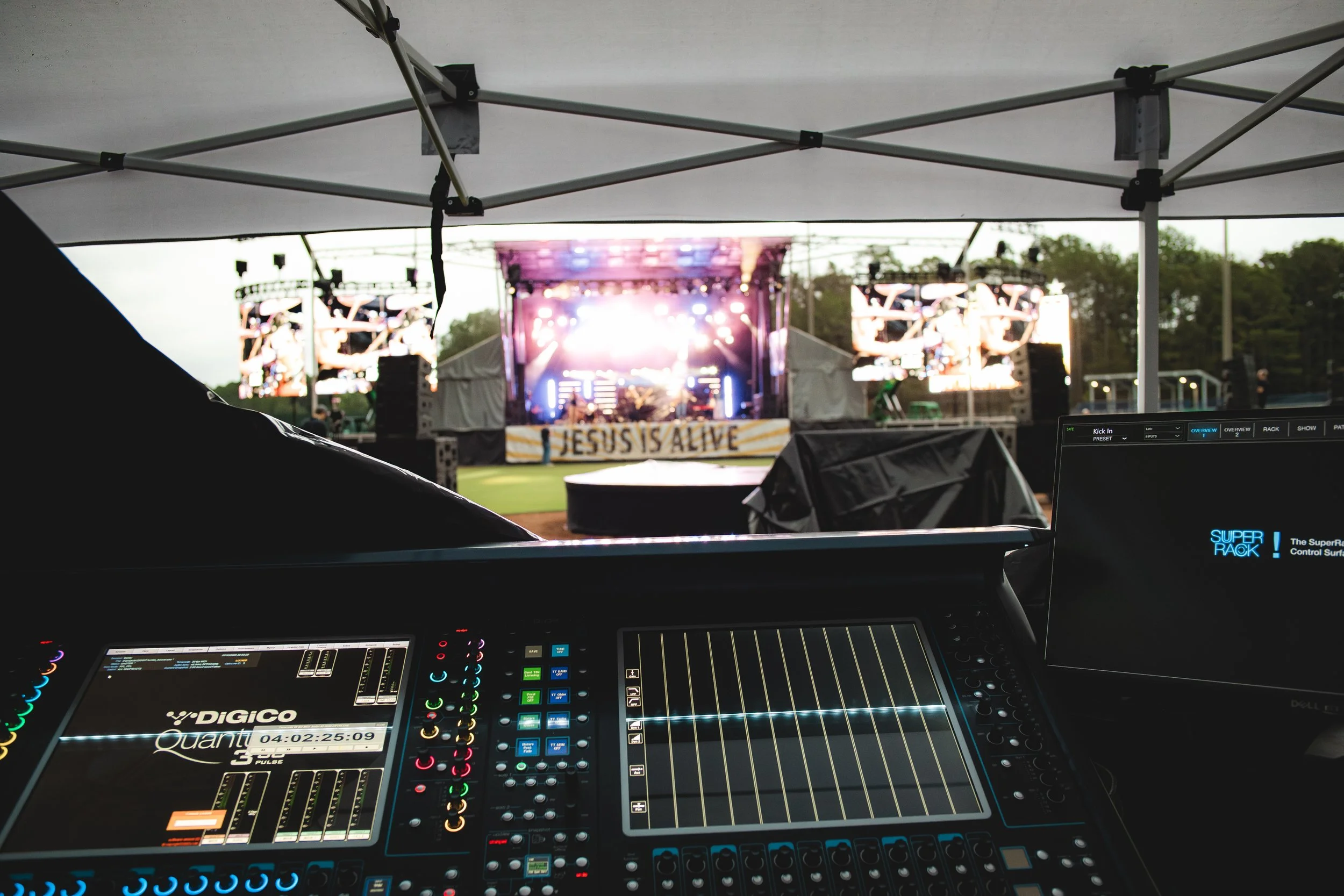A53A4536-Enhanced-NR.jpg