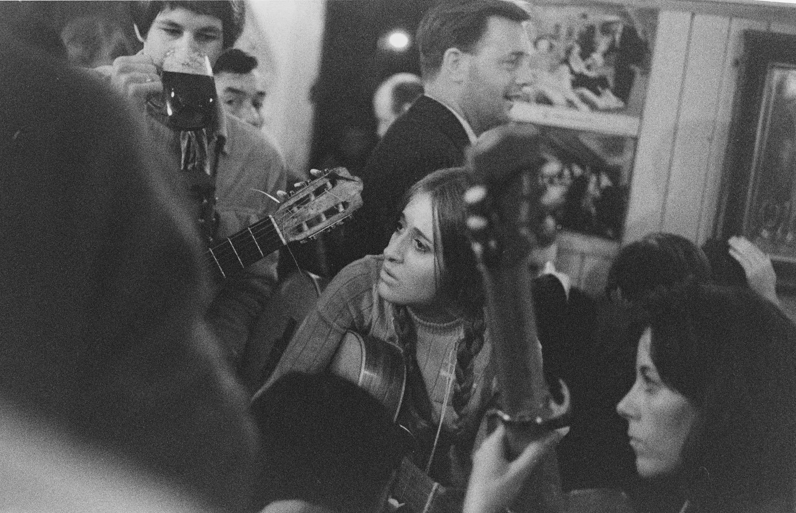 Flaherty s Dingle 19694.jpg