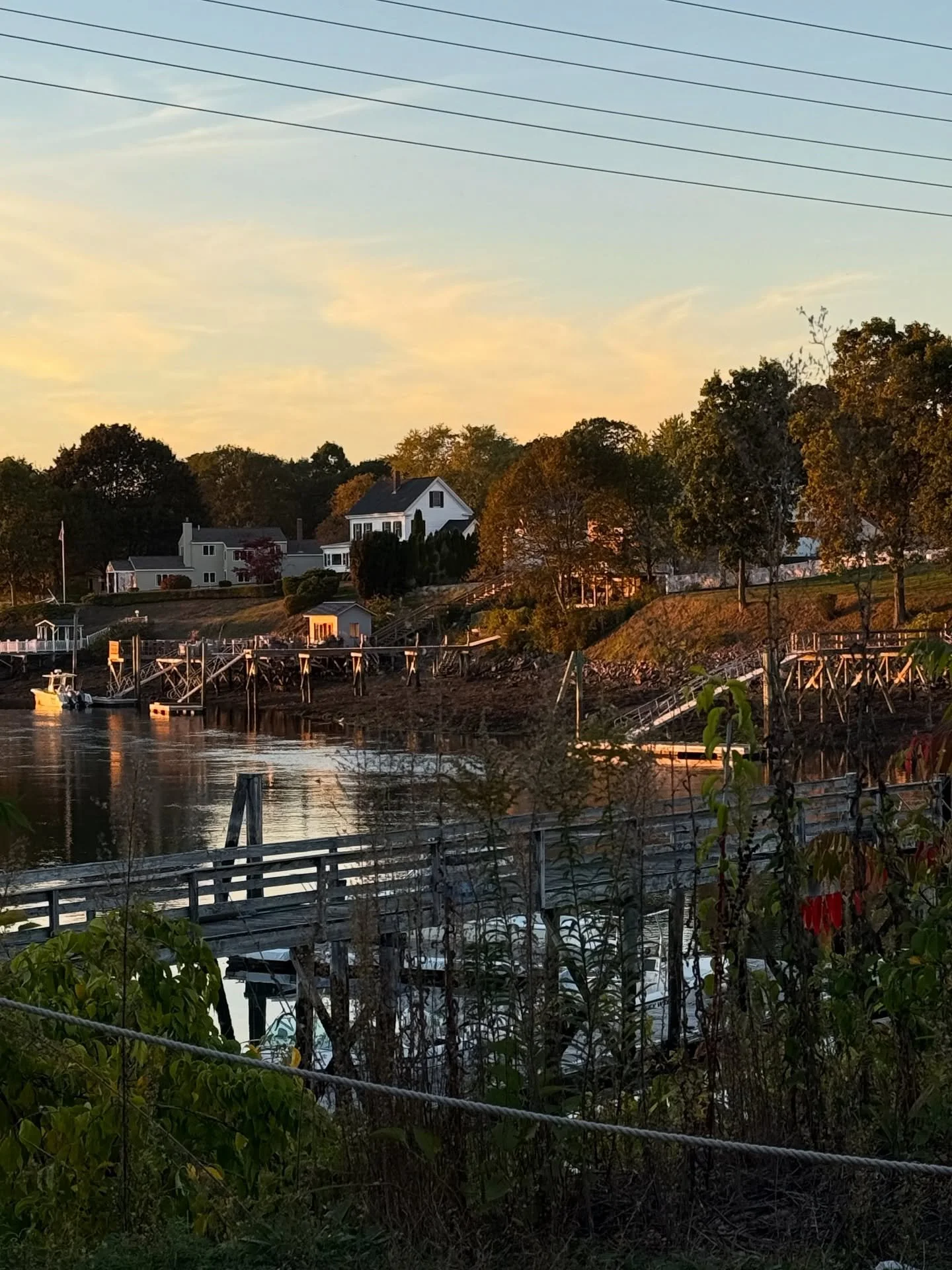 Rates, Rates, Rates&hellip;

People are losing their minds, watching mortgage rates like they&rsquo;re stock tickers&hellip;

Meanwhile, they&rsquo;re missing out on houses we could actually negotiate, including our own interest rate drops (welcome t