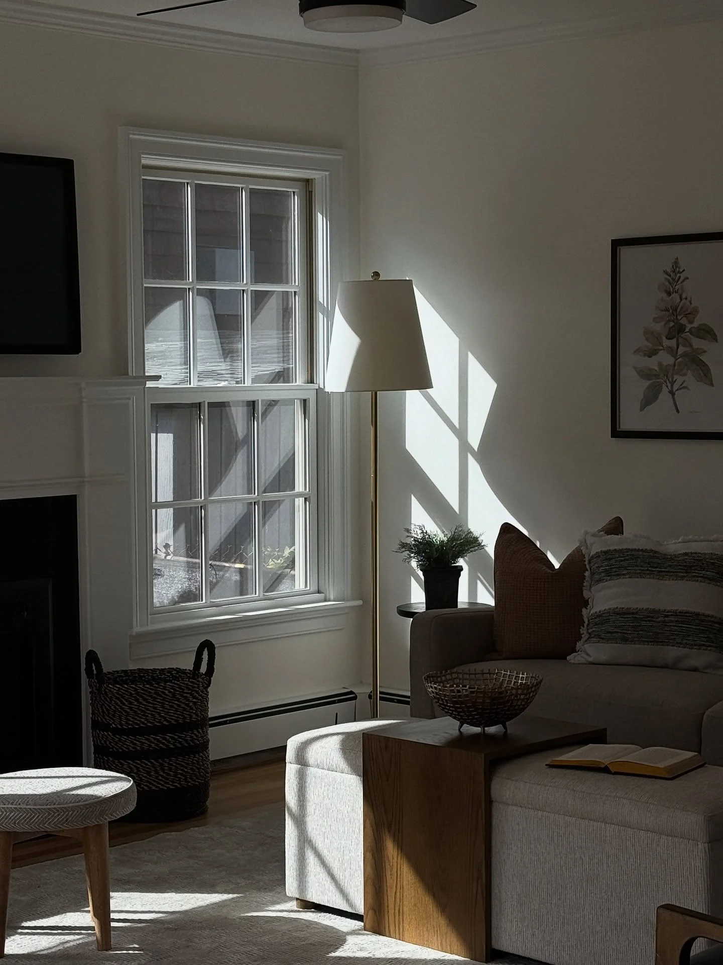 Sold in Arlington &amp; closed before Thanksgiving. 

We toured five homes, wrote one offer, and landed the perfect house, under budget and in their top neighborhood. 

This wasn&rsquo;t about rushing or overspending. It was about learning and buildi