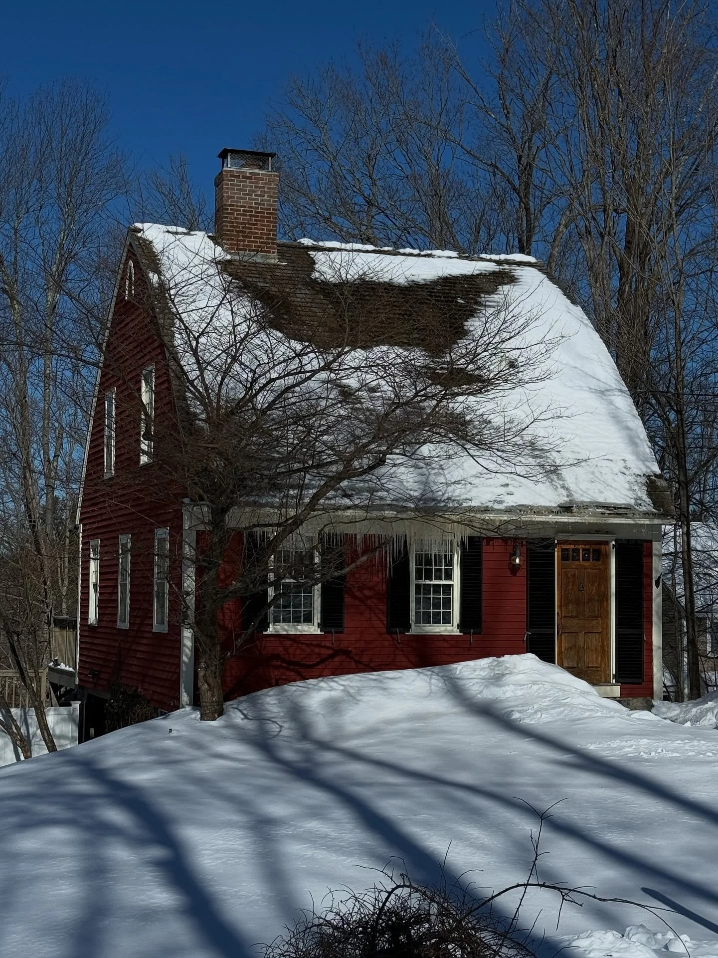 1981 West Newbury Bow Roof Cape. A reproduction.

It feels like a historic antique with the wide pine floors and cedar shake shingles - but it&rsquo;s still young enough to offer today&rsquo;s amenities. 

It sits on &frac12; acre surrounded by offfe