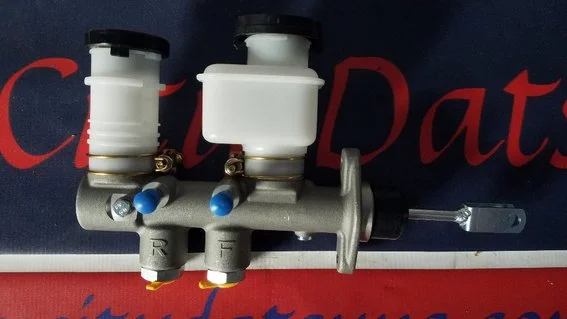 Datsun Roadster Dual Brake Master Cylinder
