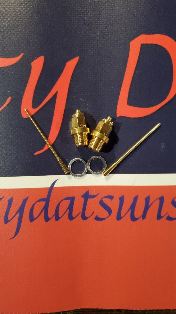 early valves needles.jpeg
