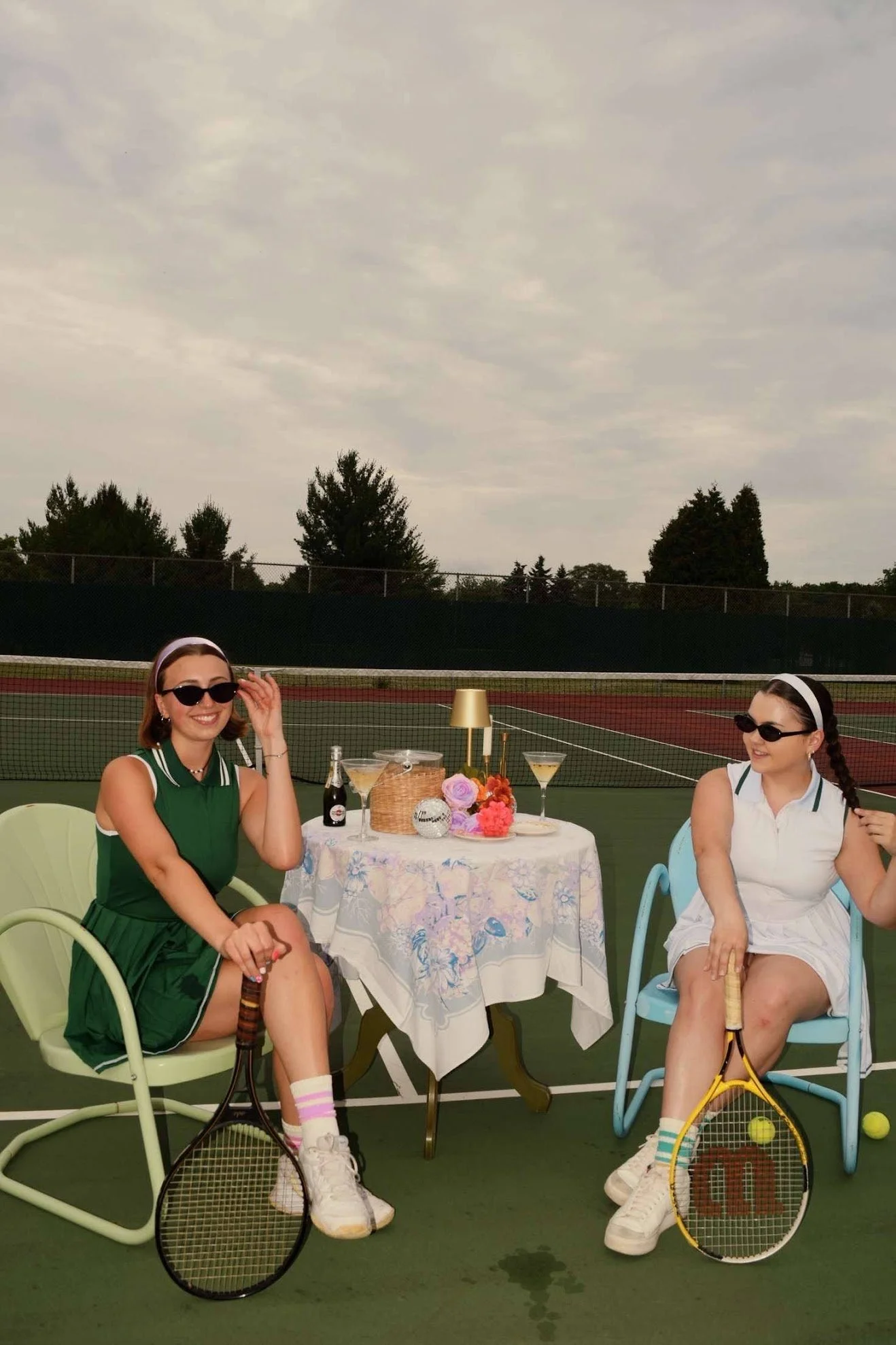 COCKTAIL HOUR ON THE COURT