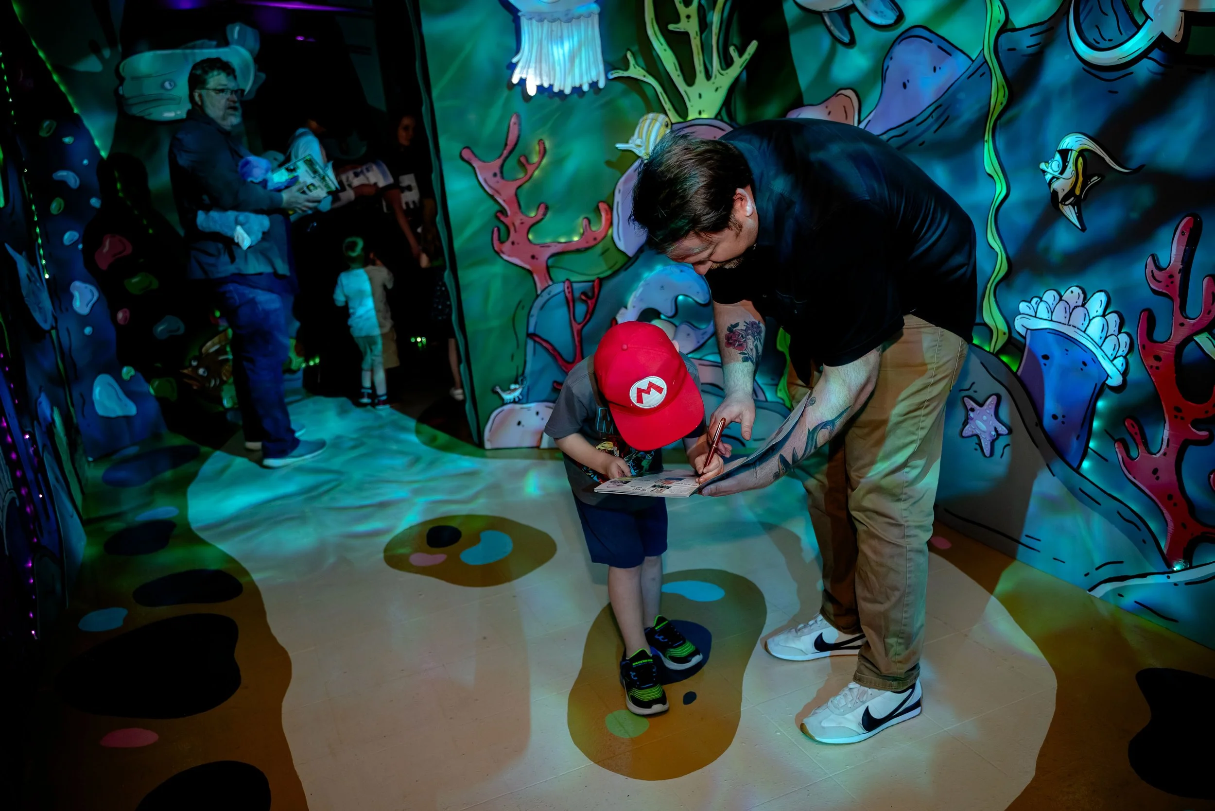 2025_6_2_PortlandAquarium_FriendsFamily_56.jpg