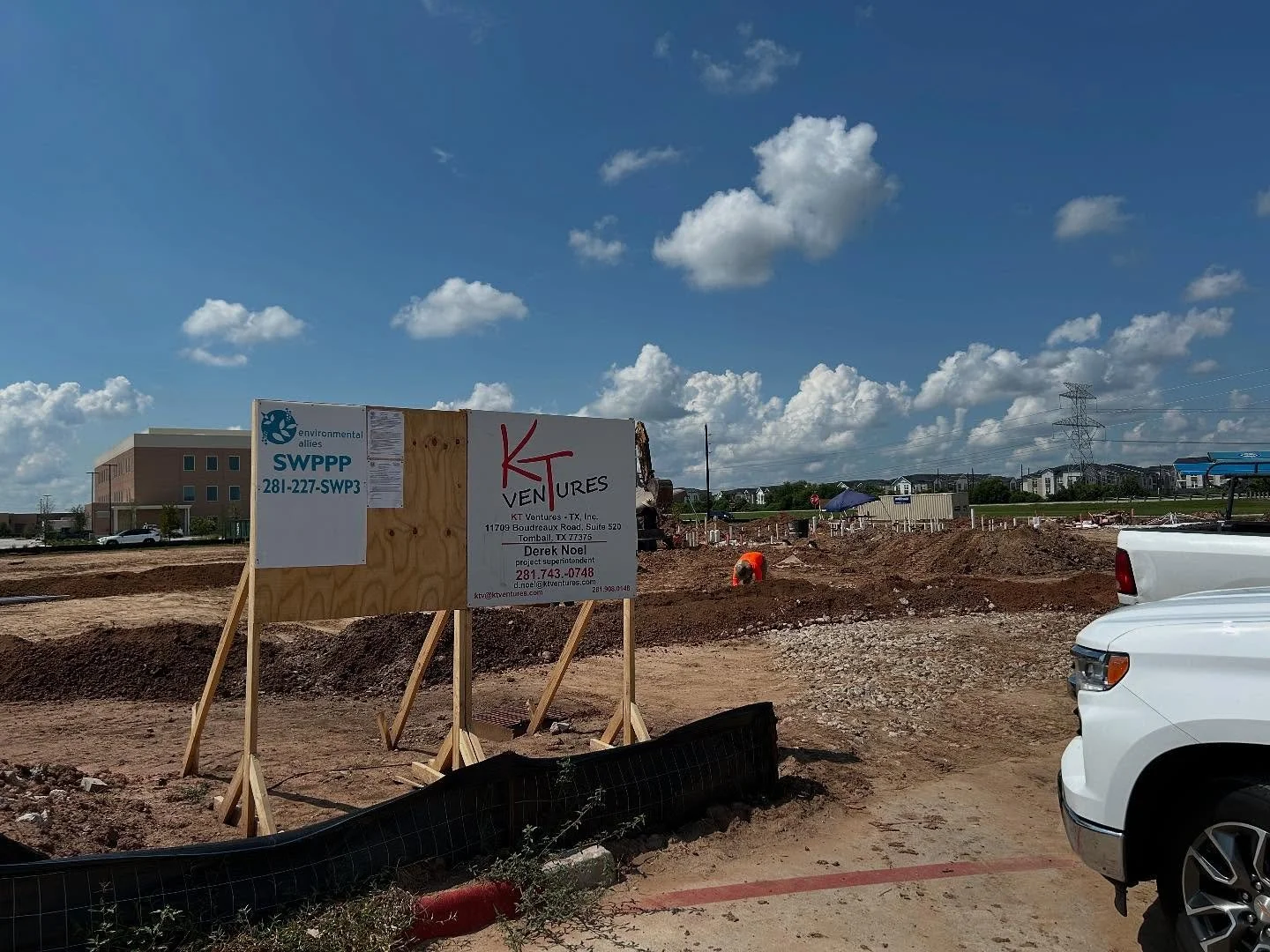 New ground up @JimmyChangasRichmond under way. Appreciative to all of our subs working through the hot weather.  @ktventures Derek and @ktventures Mette doing a superb job. Mette is learning a new skill at construction supervision and Derek serving a