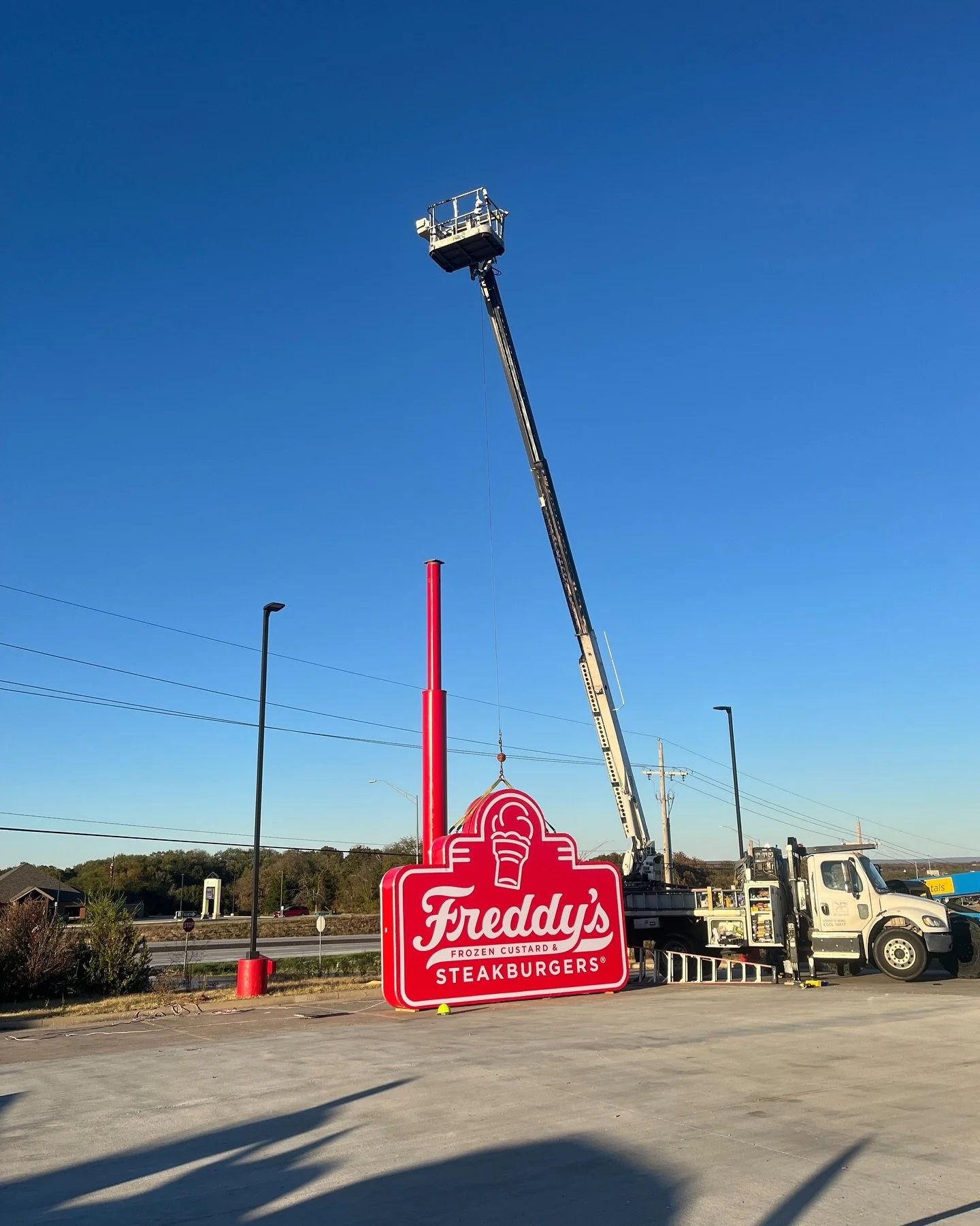 From large family dining to quick-service restaurants, KT Ventures is proud to partner with brands that serve communities across the region.
We currently service the restaurant industry throughout Texas, Louisiana, Oklahoma, and New Mexico, Mississi