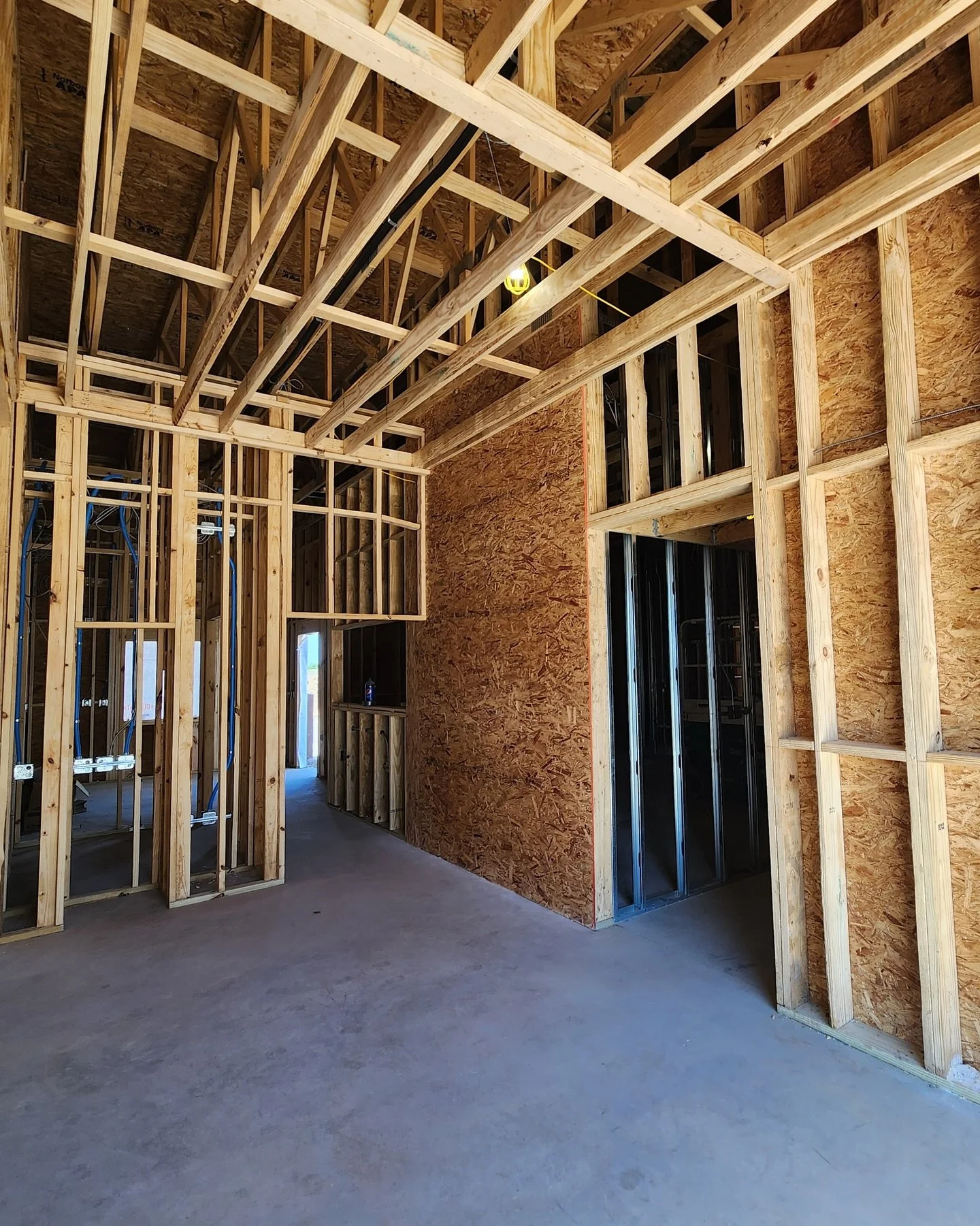 🐔 Behind the Build | Slim Chickens Little Elm

Every successful project starts with strong foundations &mdash; and teamwork that drives results.

From ground-up construction to final inspections, KT Ventures brings precision and partnership to every