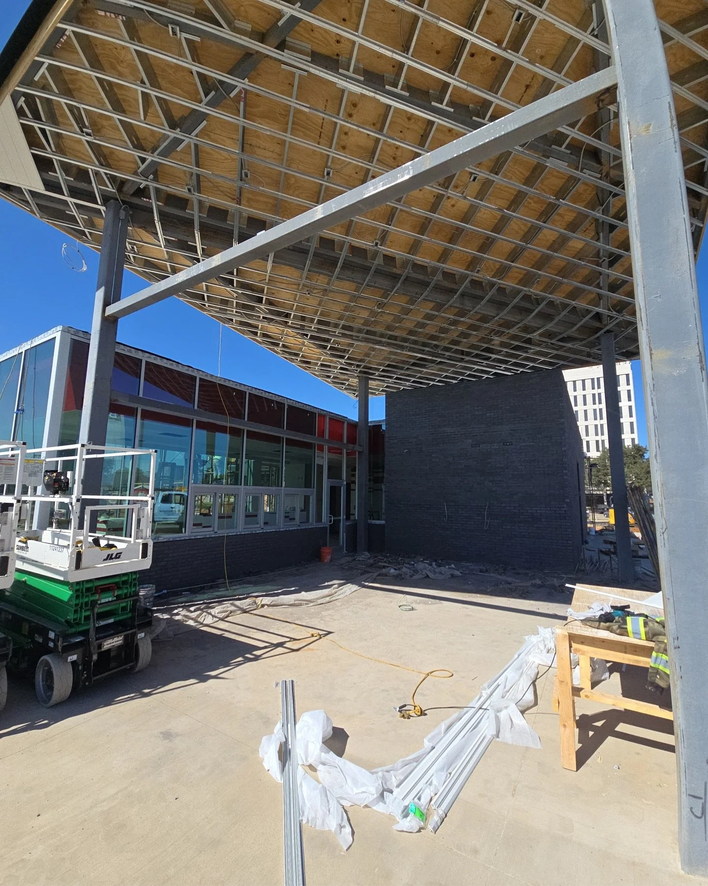 Andy&rsquo;s Bartonville &mdash; delivered.

From the first plans to the final walkthrough, our team brought this project to life with precision, coordination, and a commitment to quality in every detail.

Another build completed. Another space ready