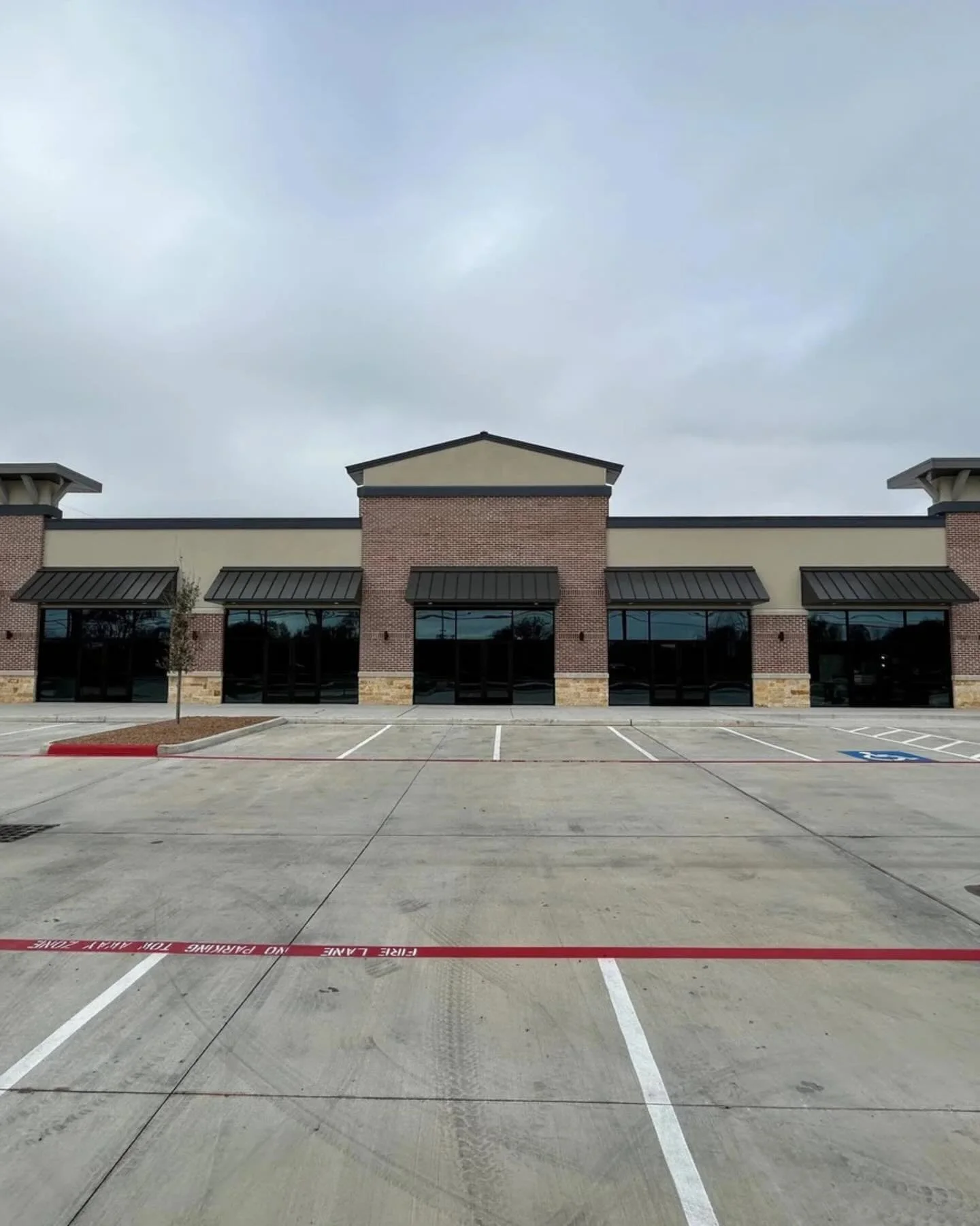 Tenant finish outs require more than construction&mdash;they require coordination.

At KT Ventures, we bring experience working alongside both developers and tenants, allowing us to navigate the process from both perspectives. Our partnership-driven 