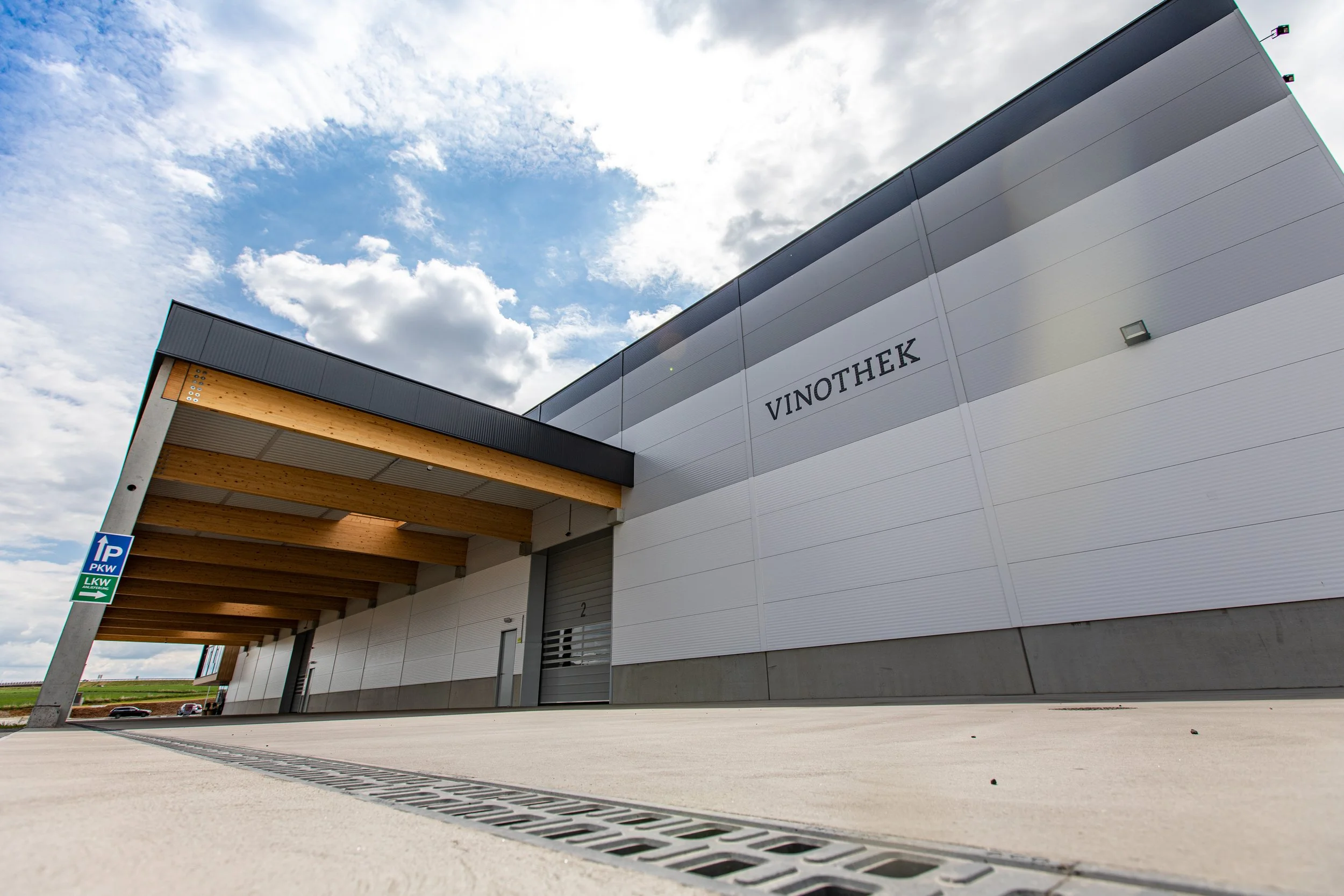 Insulated Roof Panels | High-Performance Thermal & Structural Roofing ...