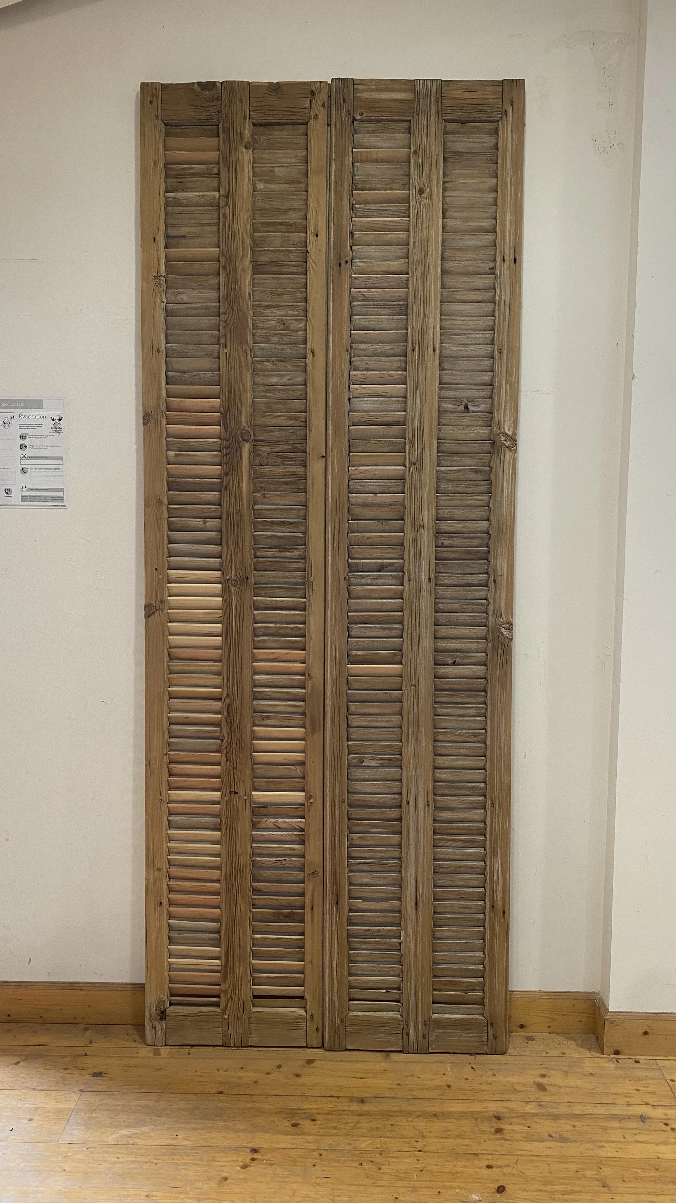 MAU-VO-005
Volet ancien
H. 2600 × L. 1000 mm
2 vantaux
Brut