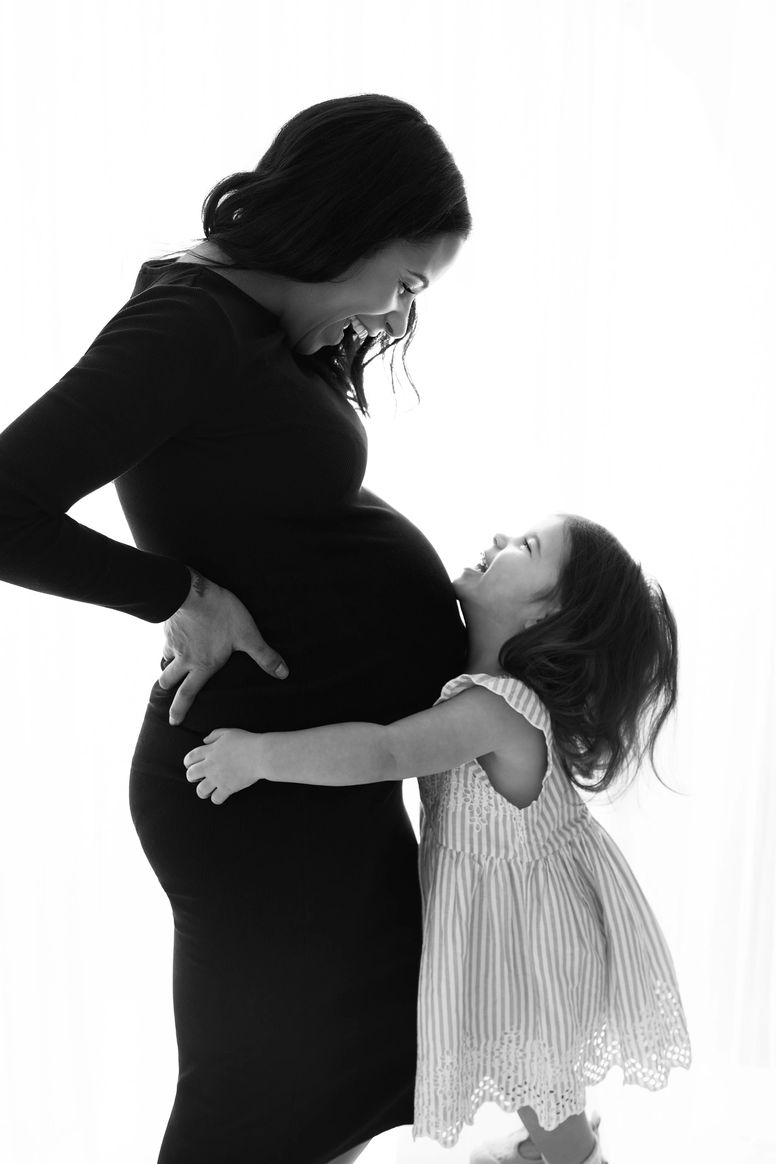 family-maternity-photoshoot-norhtumberland.jpg