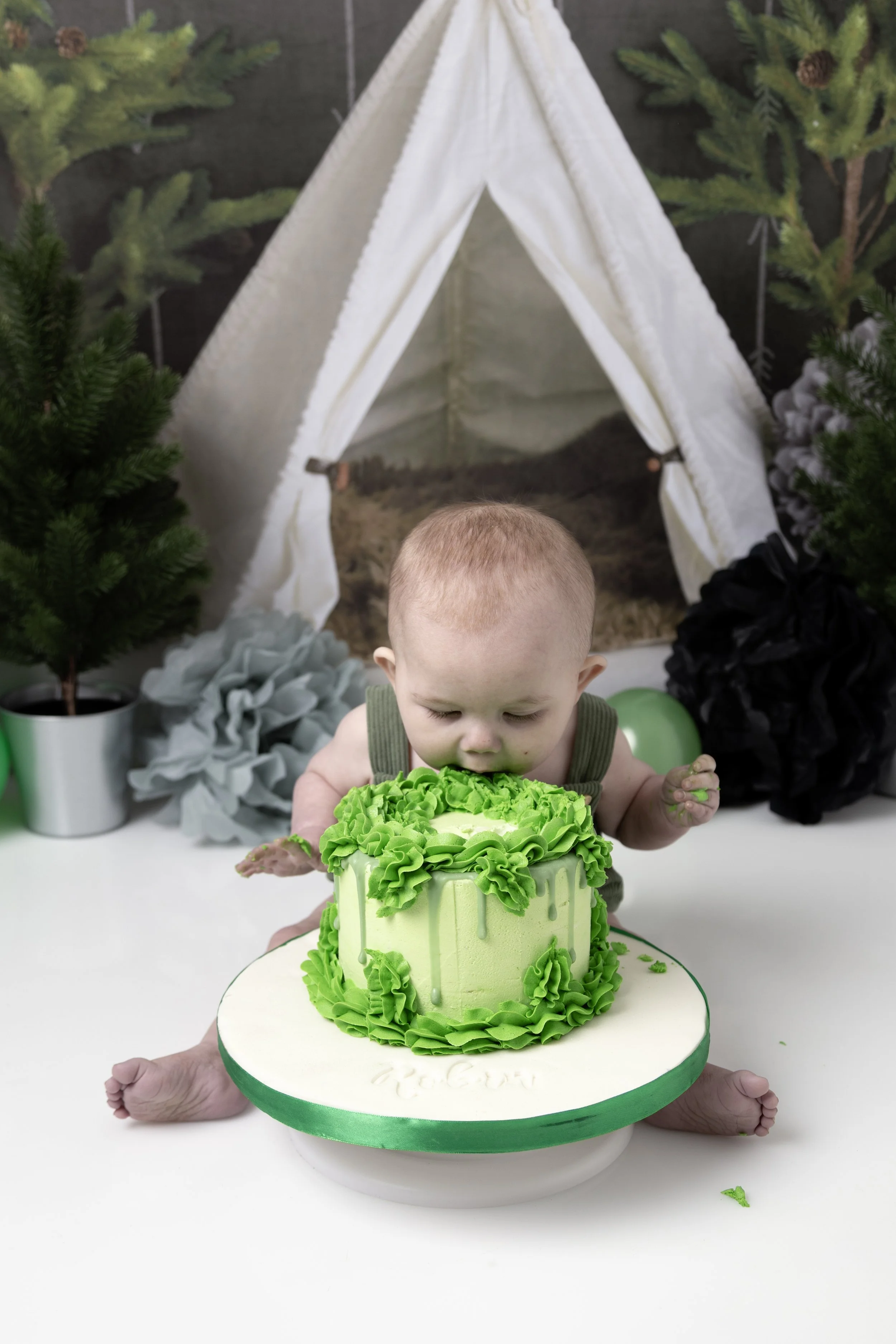 Robin Cake Smash_35.jpg