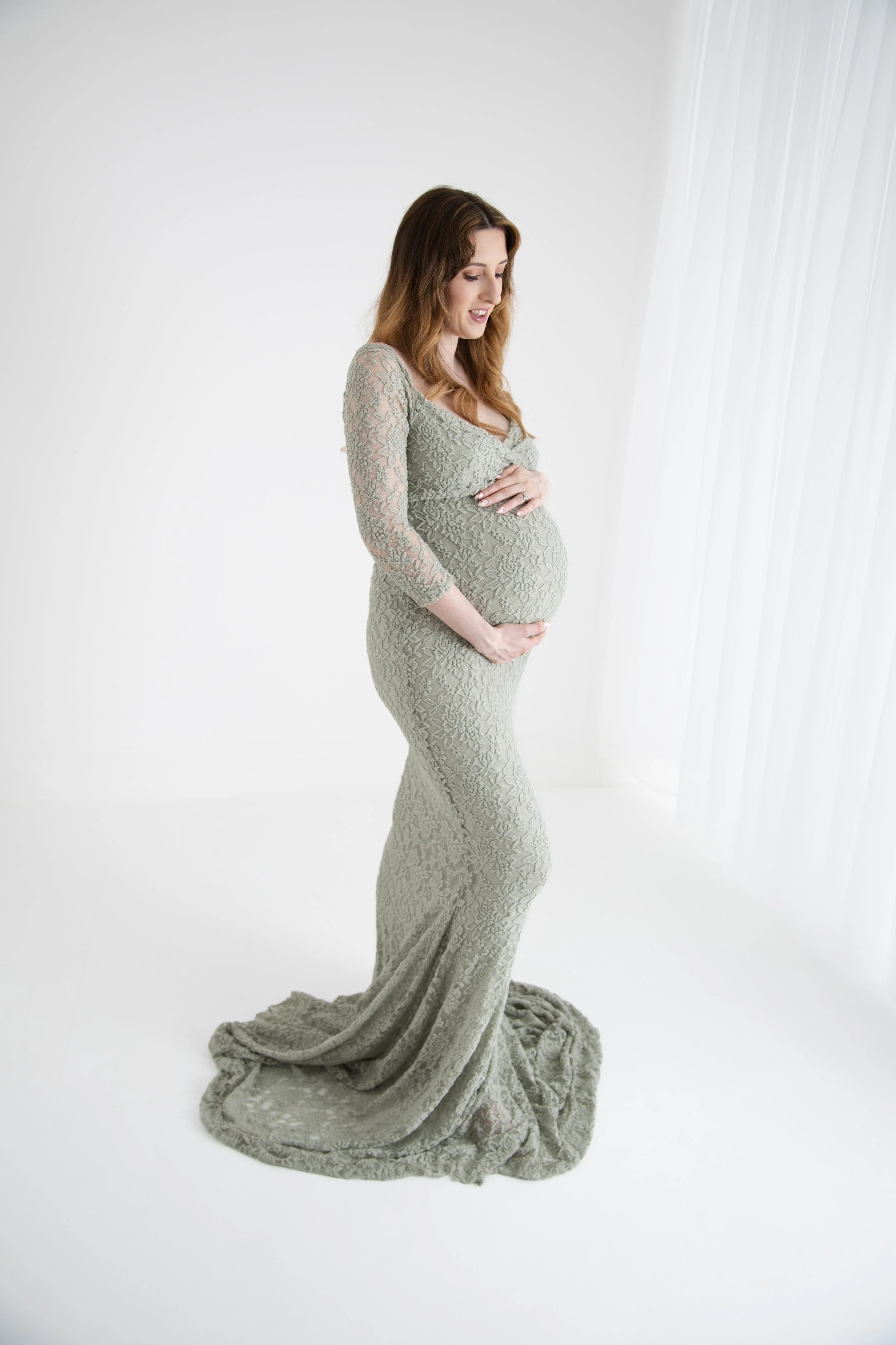 pregnancy-photos-green-dress.jpg