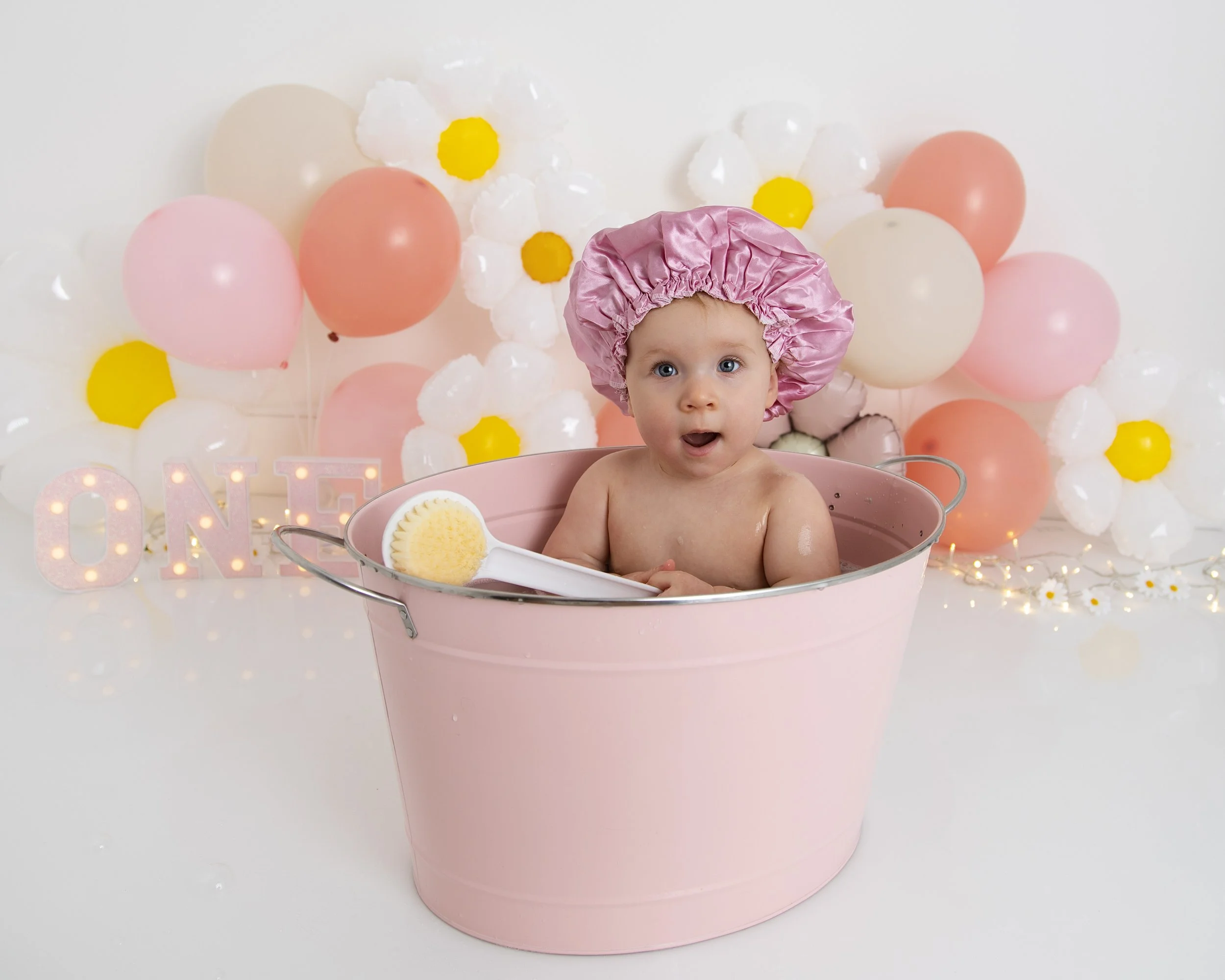 Millie Cake Smash-9.jpg