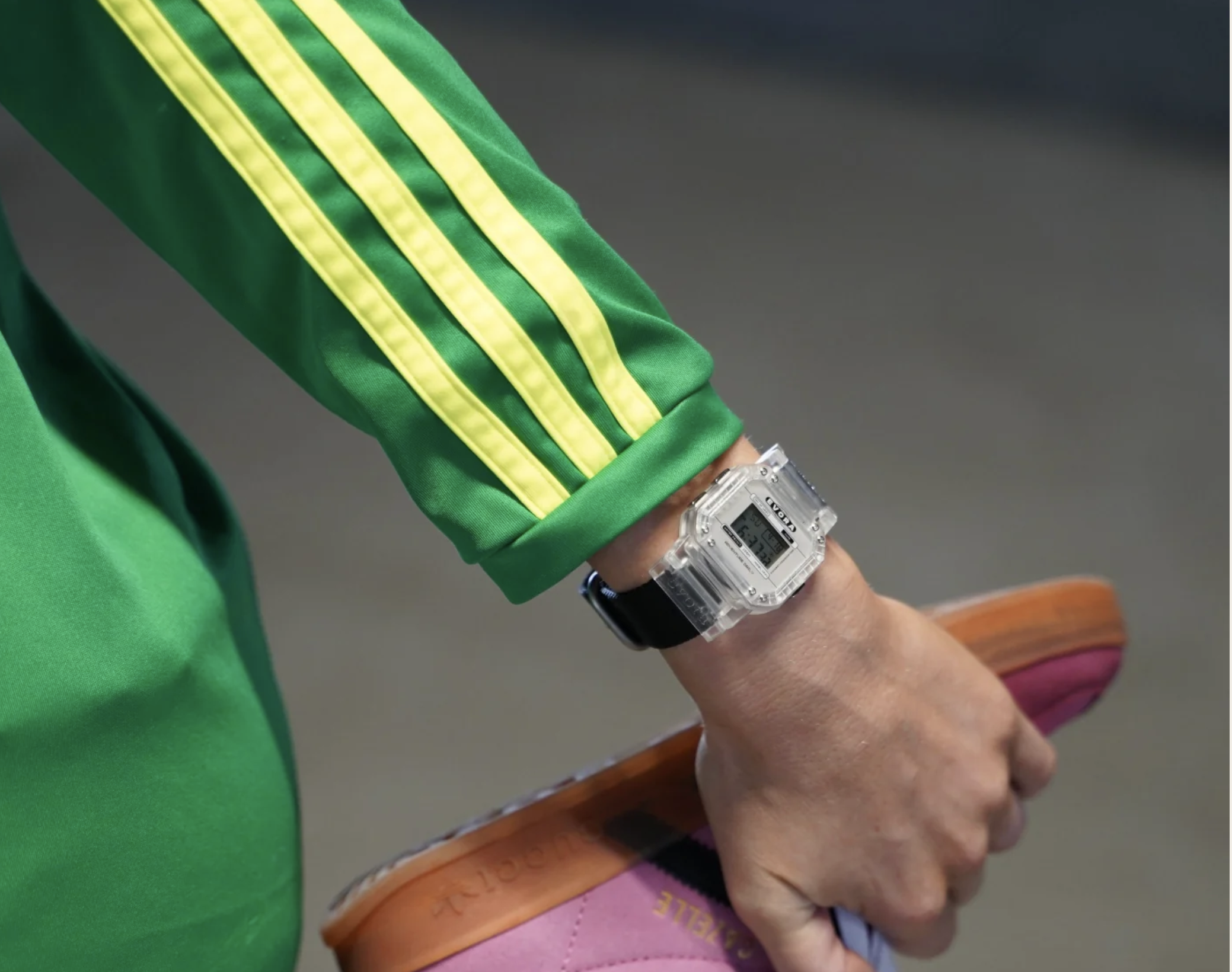 evora_watches_greeter