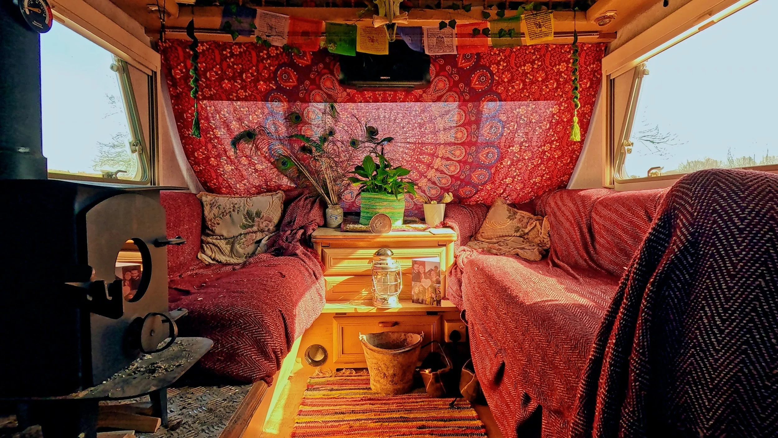 Still 2025-11-23 095519_8.1.22_8.1.22-min.jpg