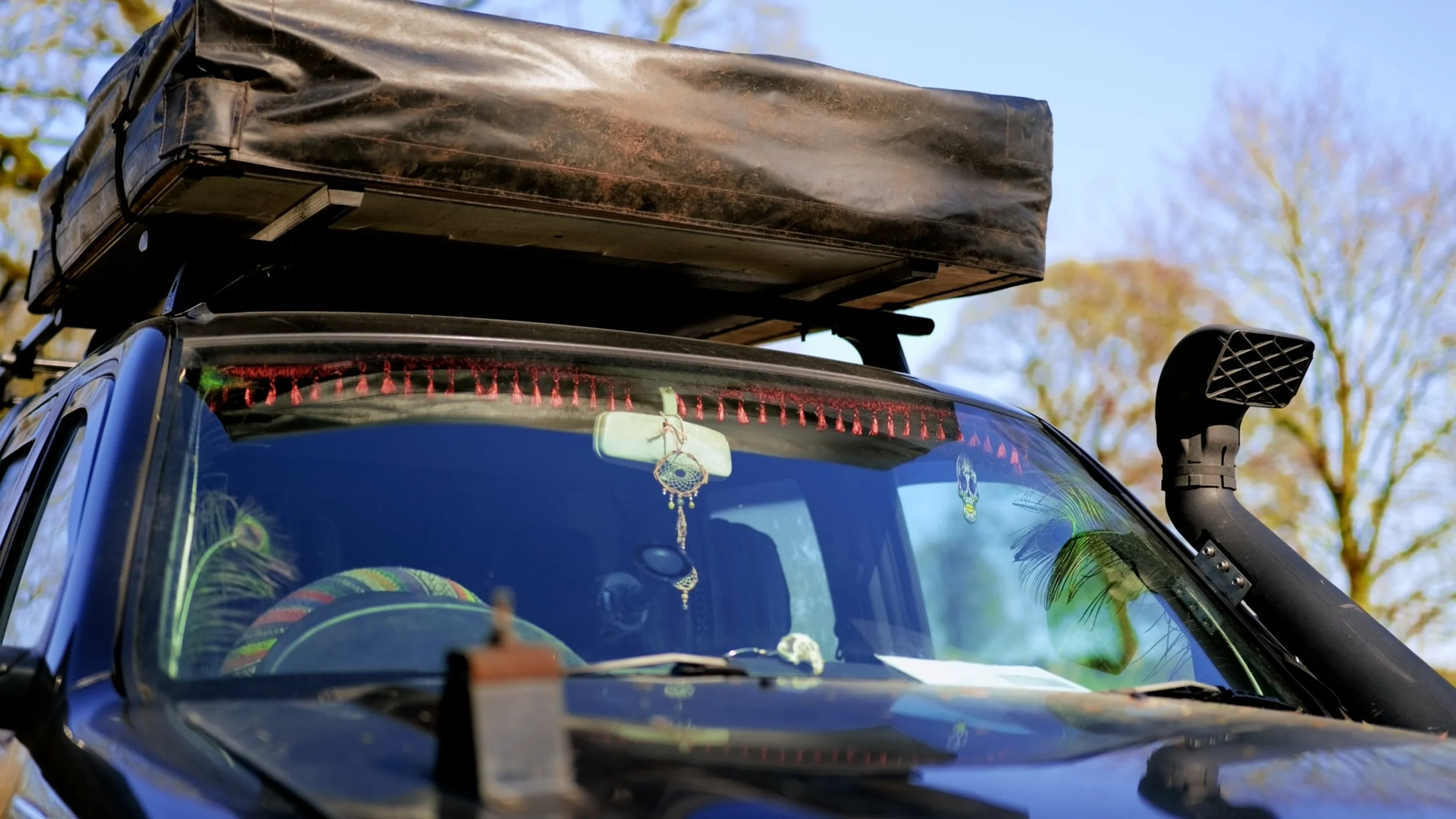 Still 2025-11-23 095519_8.1.22_8.1.19-min.jpg