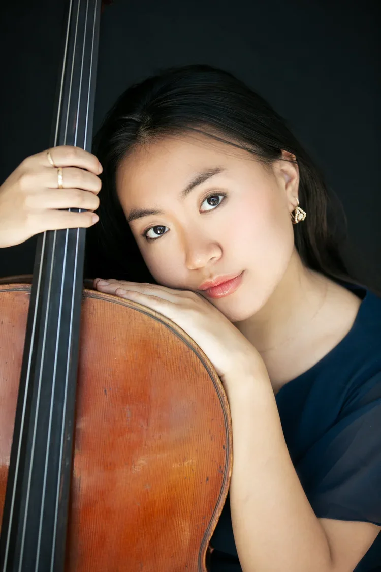 Julia-Hyunji Lee and Ian Tomaz