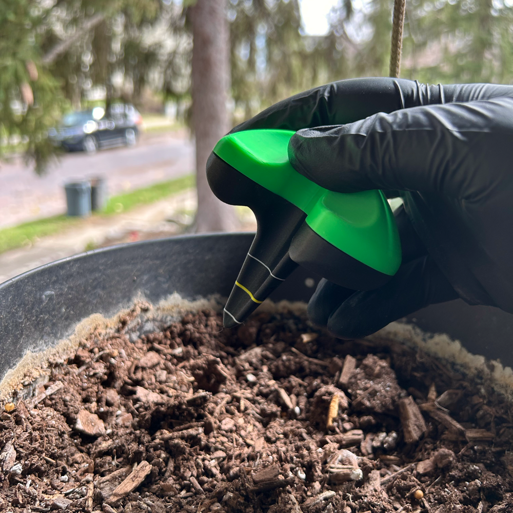 Side view of tool, demonstrating thumb hold