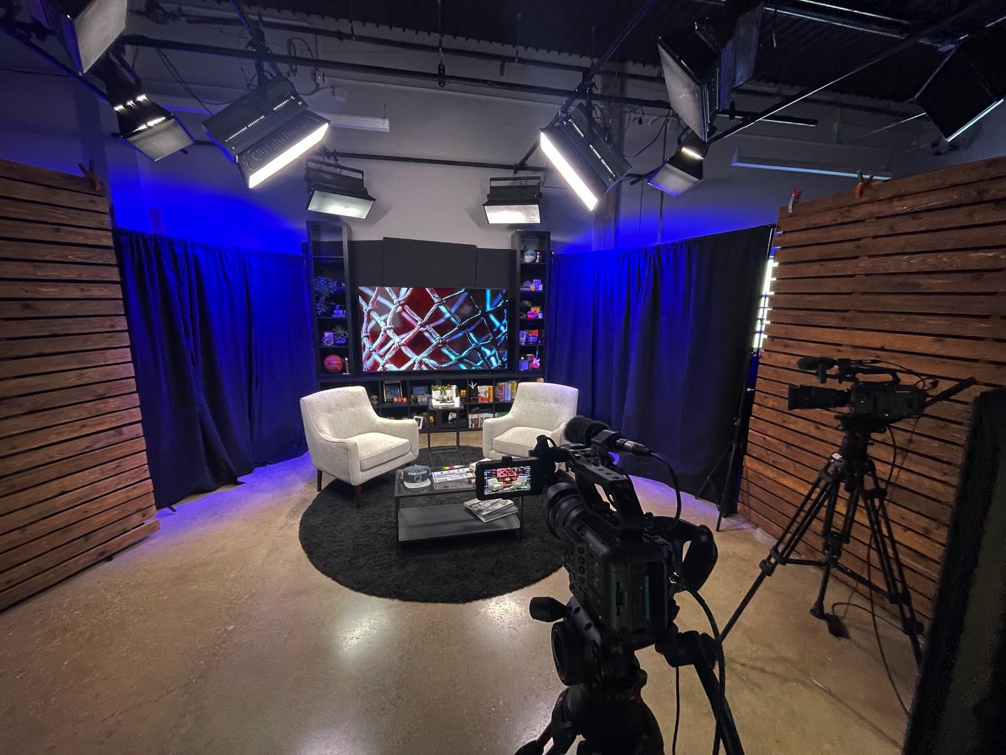 Talking ball today @straybird.studio