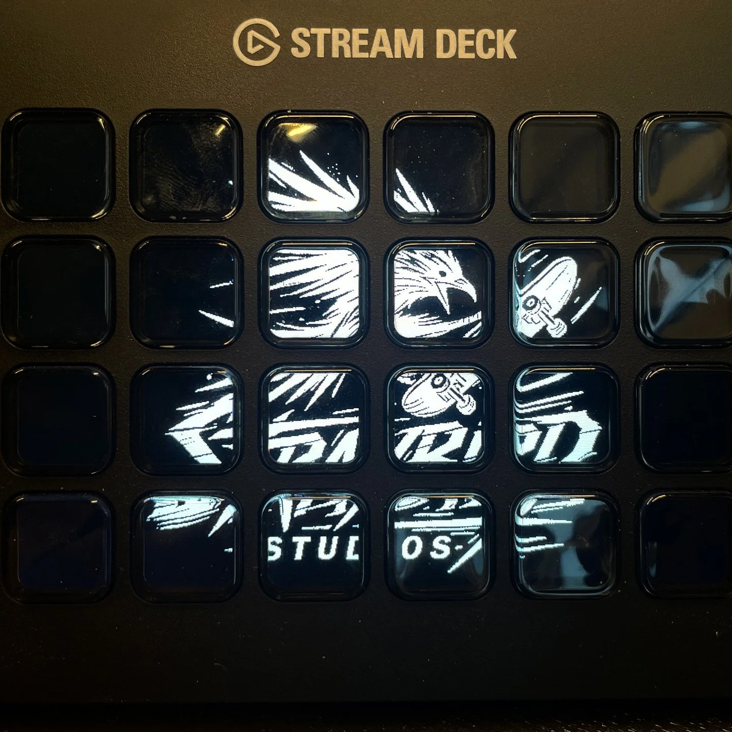 Wow. What a great month that was! Straybird is half a year old! And we are so thankful for all the support we&rsquo;ve been shown. Thanks to all the creators that have put trust in us. And to all of those behind the scenes that have helped support us