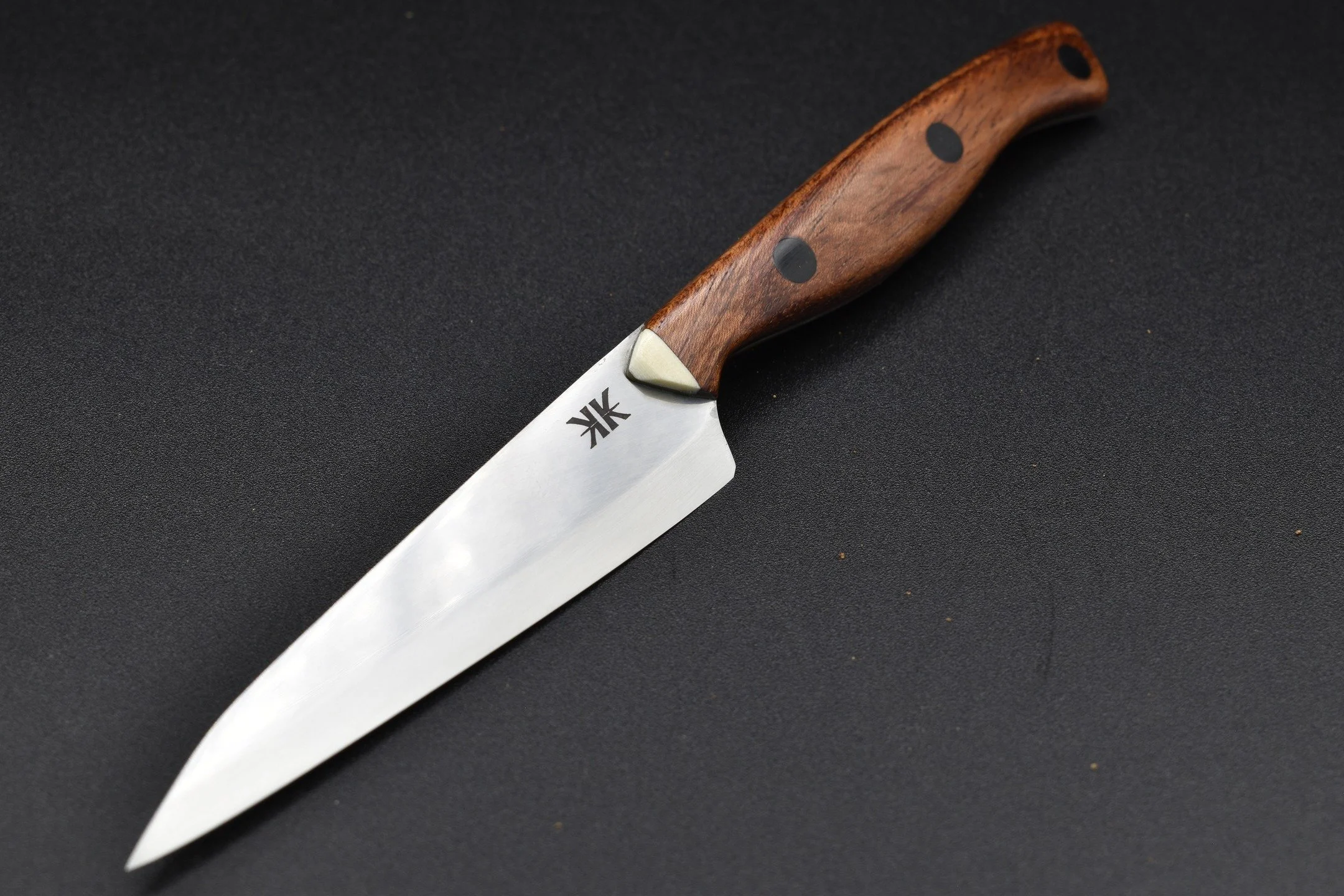 Petty Knife
AEB-L, Bubinga with Ivory G10, 4” edge, 8” overall
#pettyknife