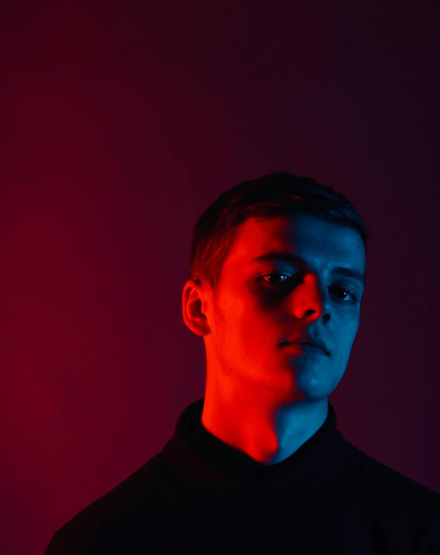Fueled by ember, moved by echo.

Model: @nickcarter__15 
.
.
.
.
.
.
.
.

#tampaphotographer #orlandophotographer #floridaphotographer #canon #canonusa #clearwaterphotographer
#portrait #photographer