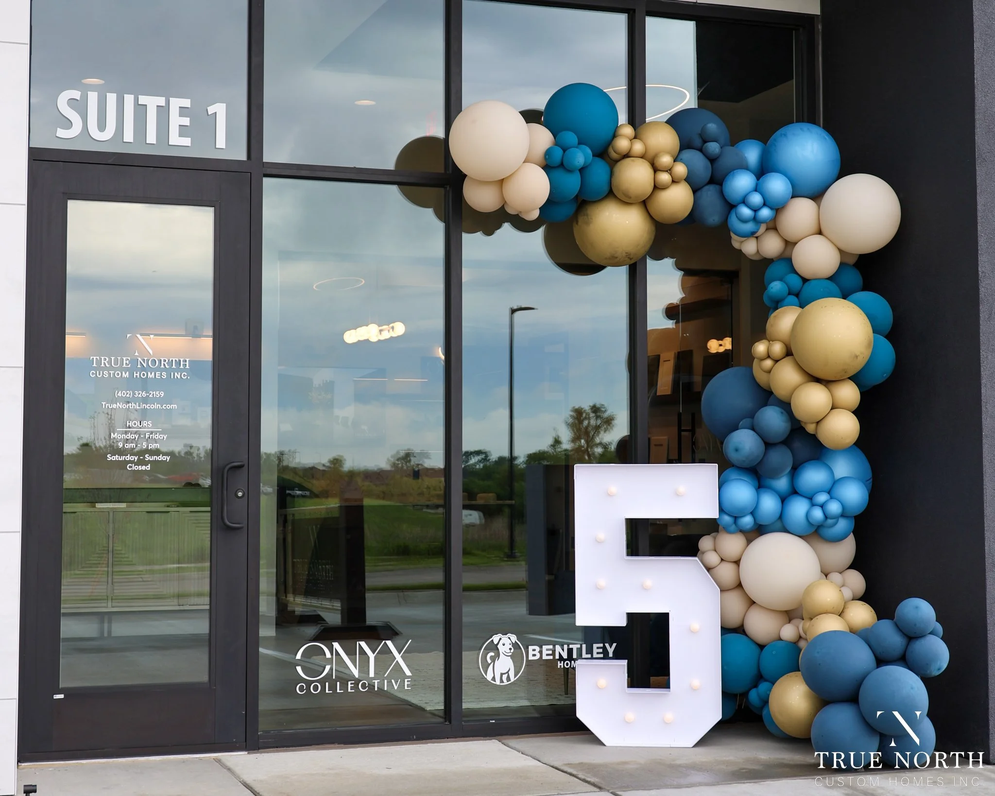 True North Custom Homes | 16 ft Garland