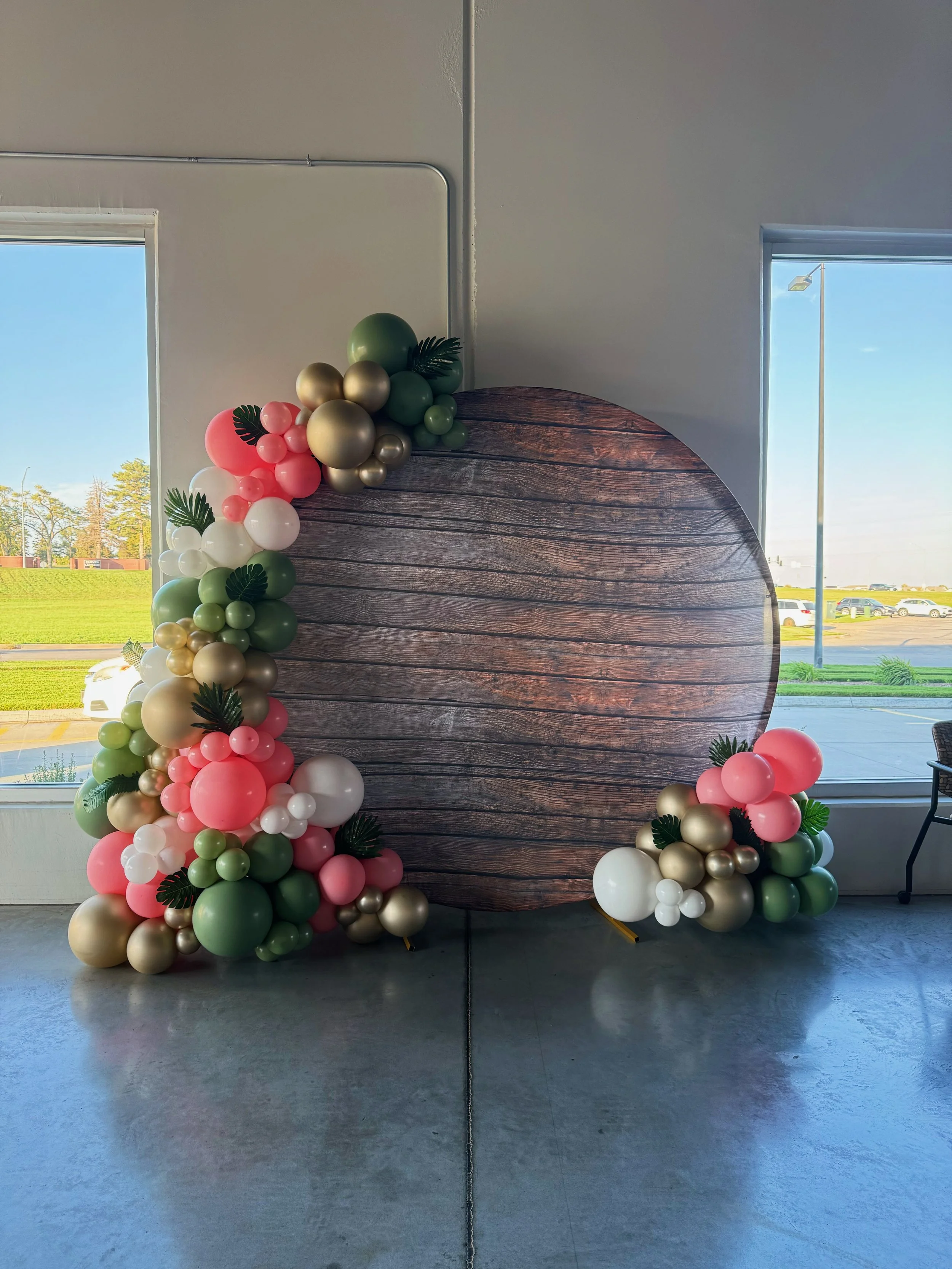 12ft Organic Garland + Backdrop