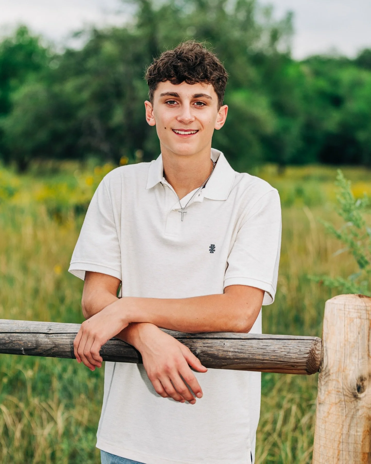 This session was all about capturing confidence, natural charm, and that relaxed summer energy.
Loved working with Elliott &mdash; effortless in front of the camera and brought the perfect mix of style and personality. That crisp white polo? Clean. T