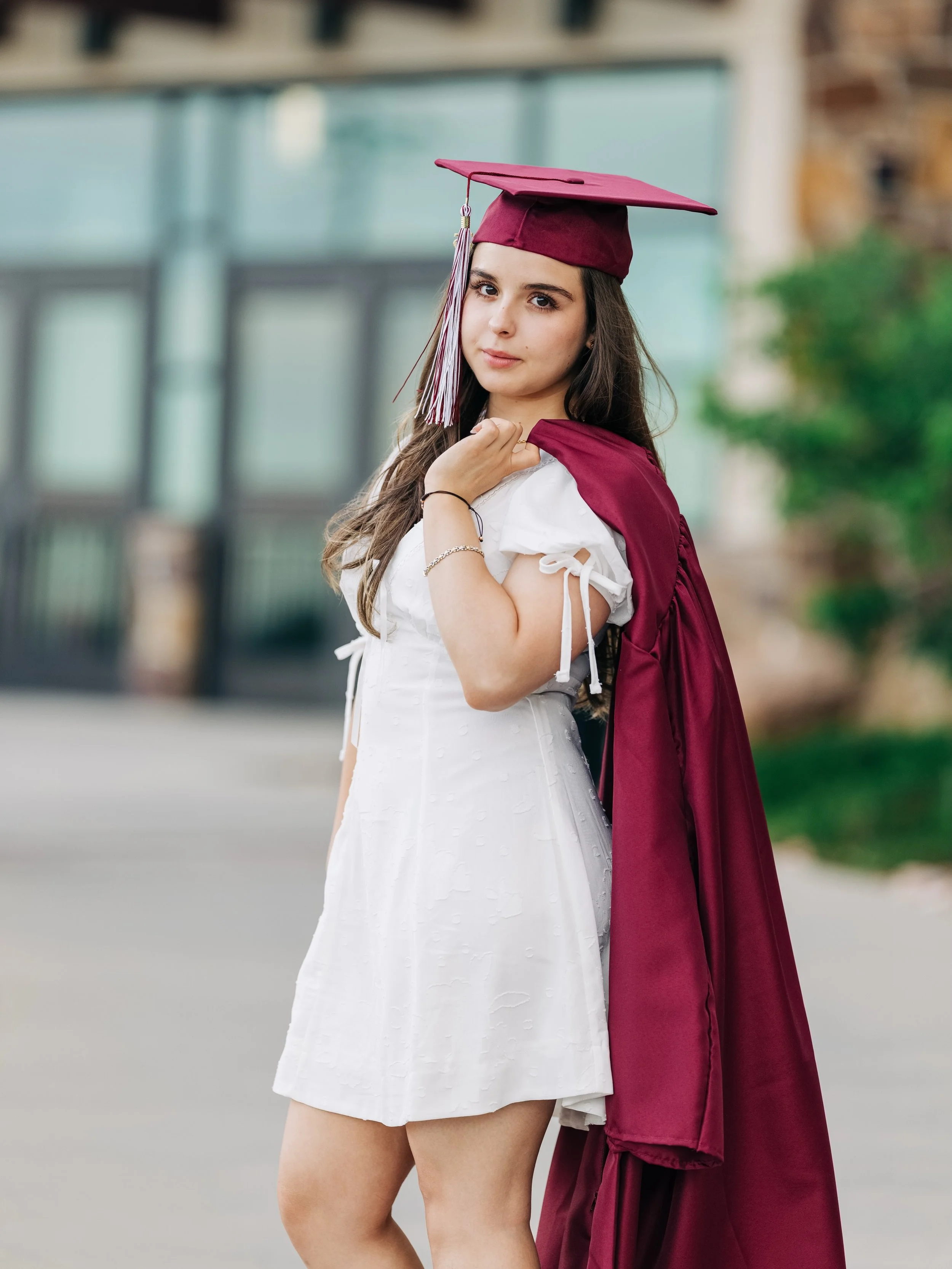 Congratulations, Monique on such a huge milestone! 🎓 It&rsquo;s so special getting to photograph you again! 🥰
Wishing you nothing but success, happiness, and a bright future filled with amazing opportunities. Cheers, Class of 2026! 🎓🥳✨
#capandgow