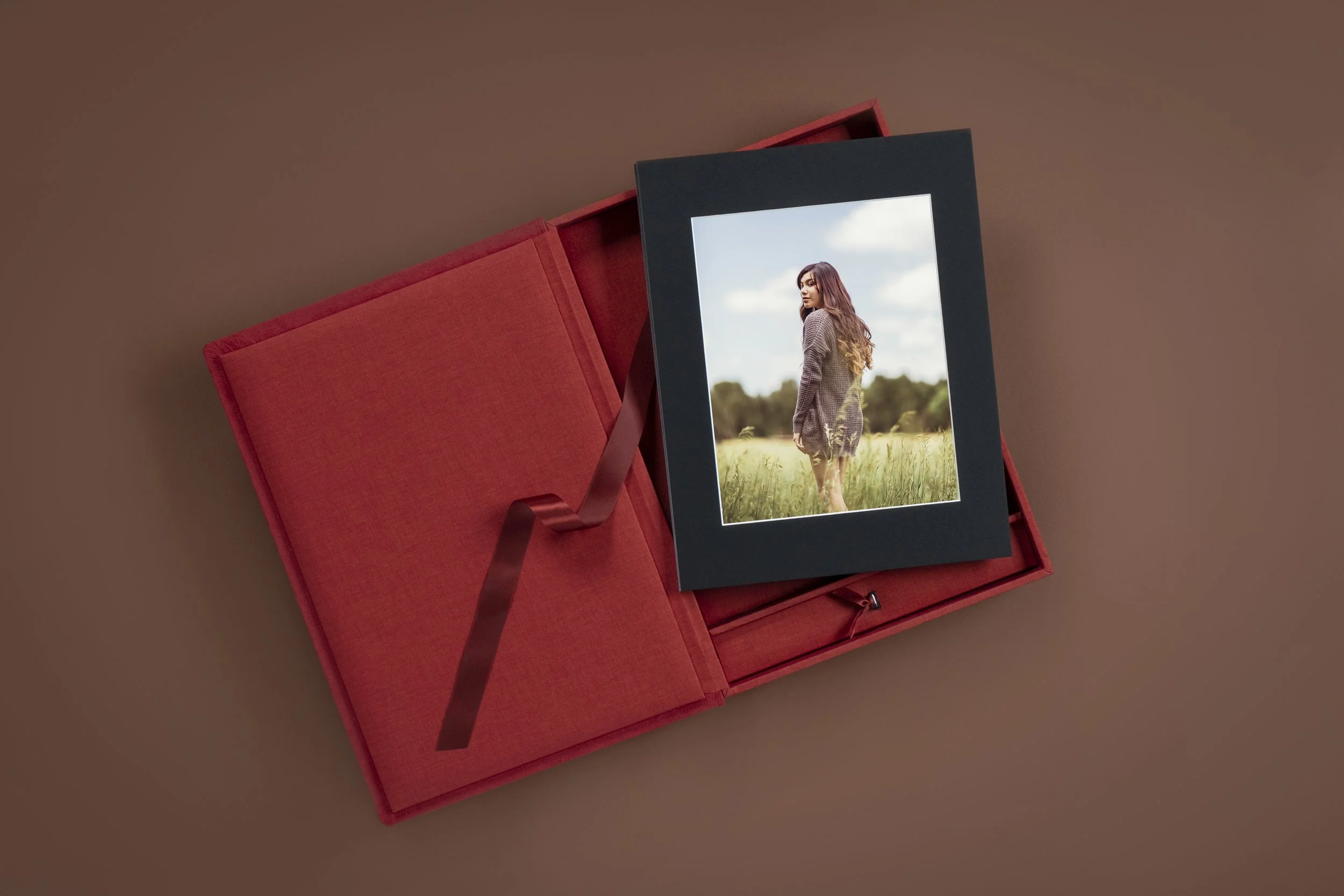 Colorado Springs Senior Photographer, Grace Margritz Photography, captures high school senior, senior session, at beautiful meadow on a beautiful sunny day.